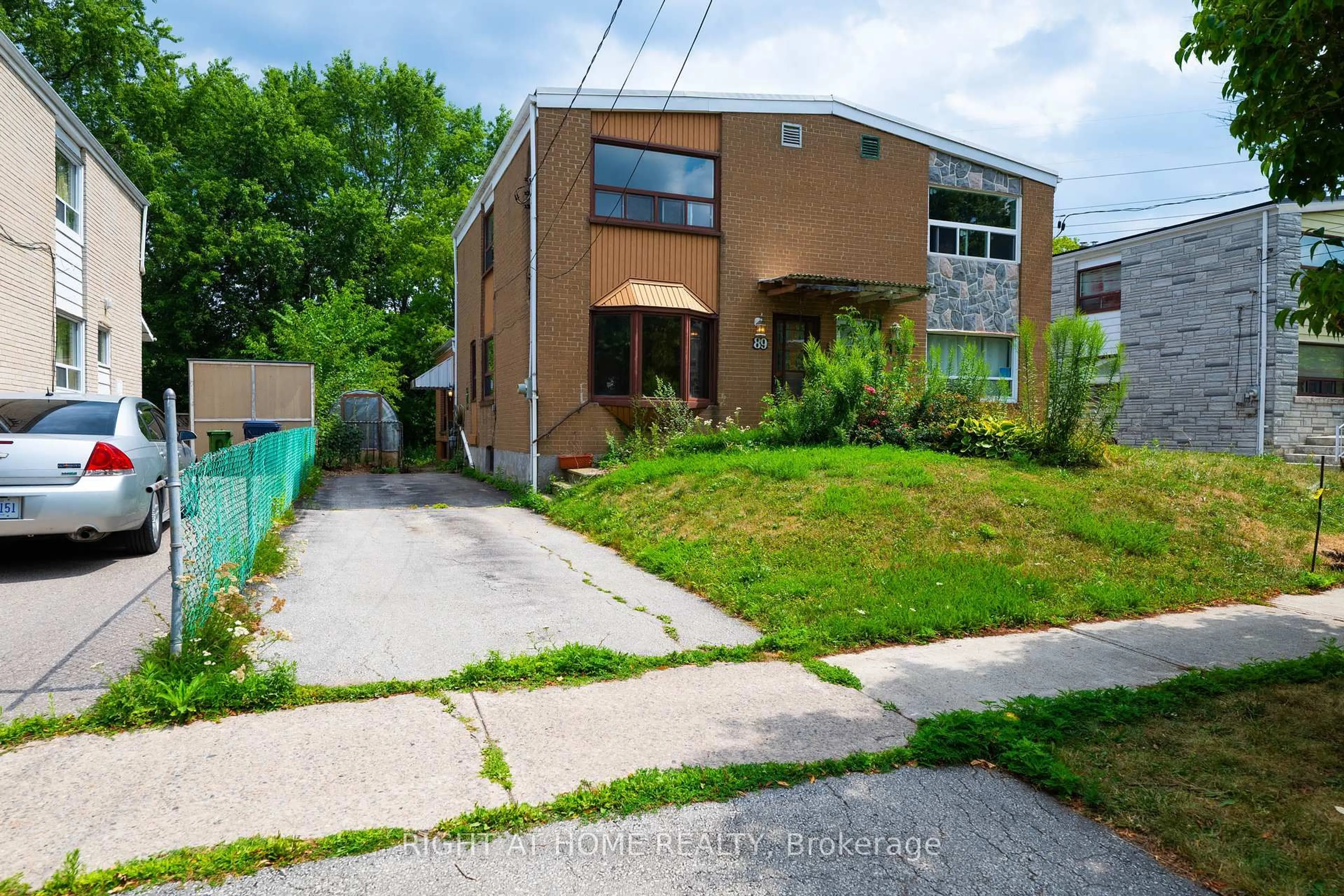 Unknown for 89 Chelwood Rd, Toronto Ontario L1H 1C7