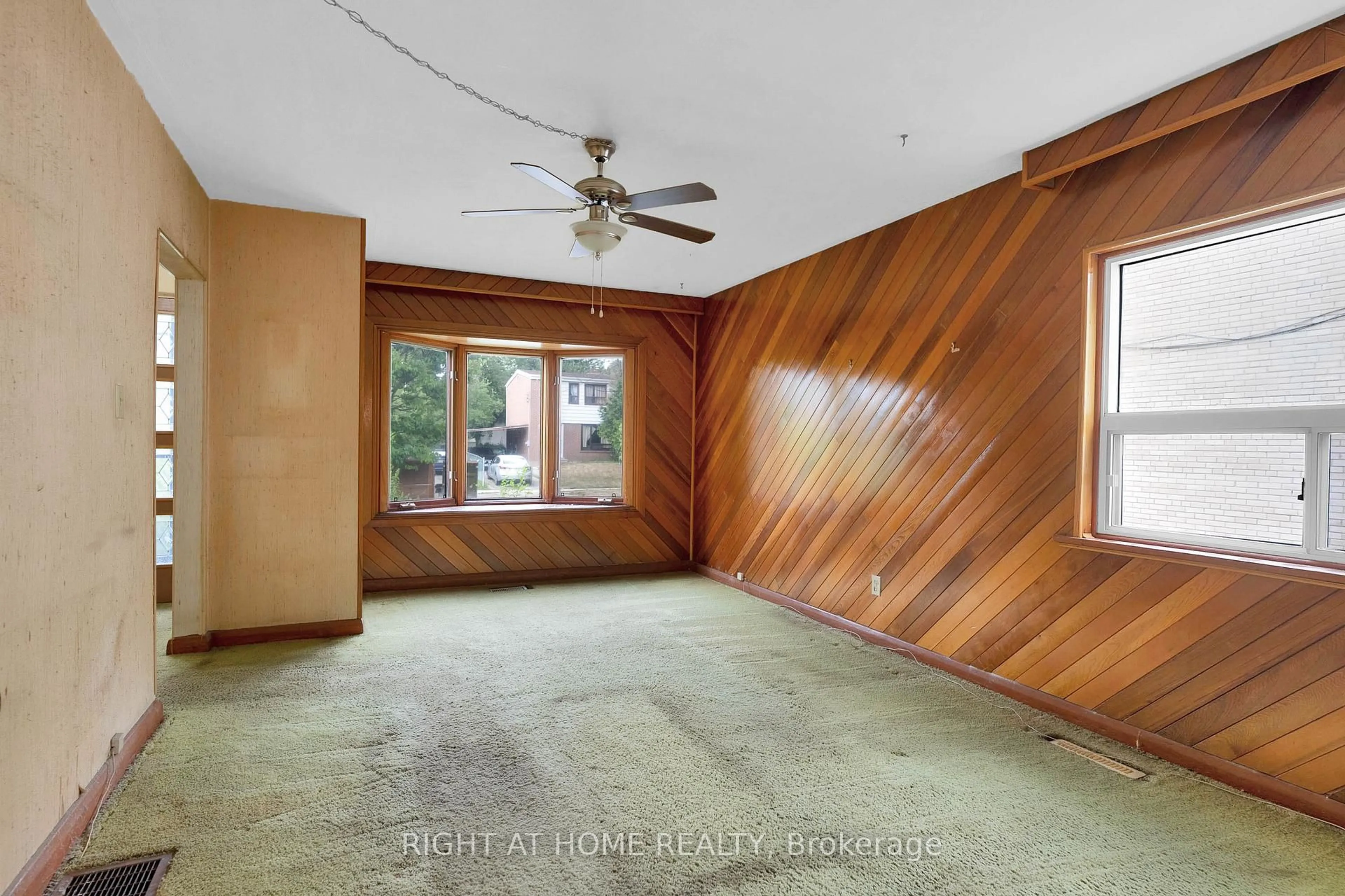 A pic of a room for 89 Chelwood Rd, Toronto Ontario L1H 1C7
