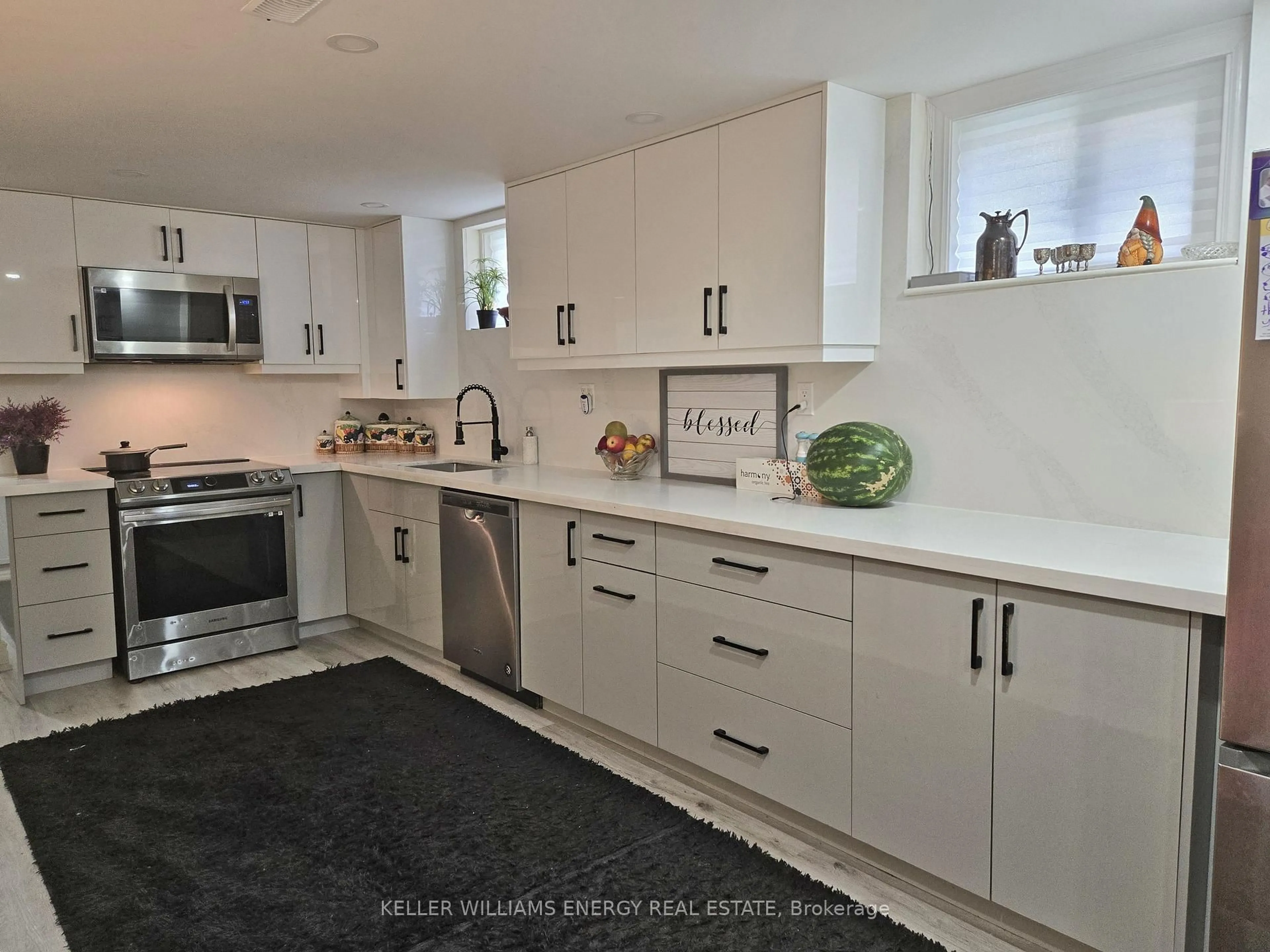 Contemporary kitchen, ceramic/tile floor for 110 Littleleaf Dr, Toronto Ontario M1B 1Z2