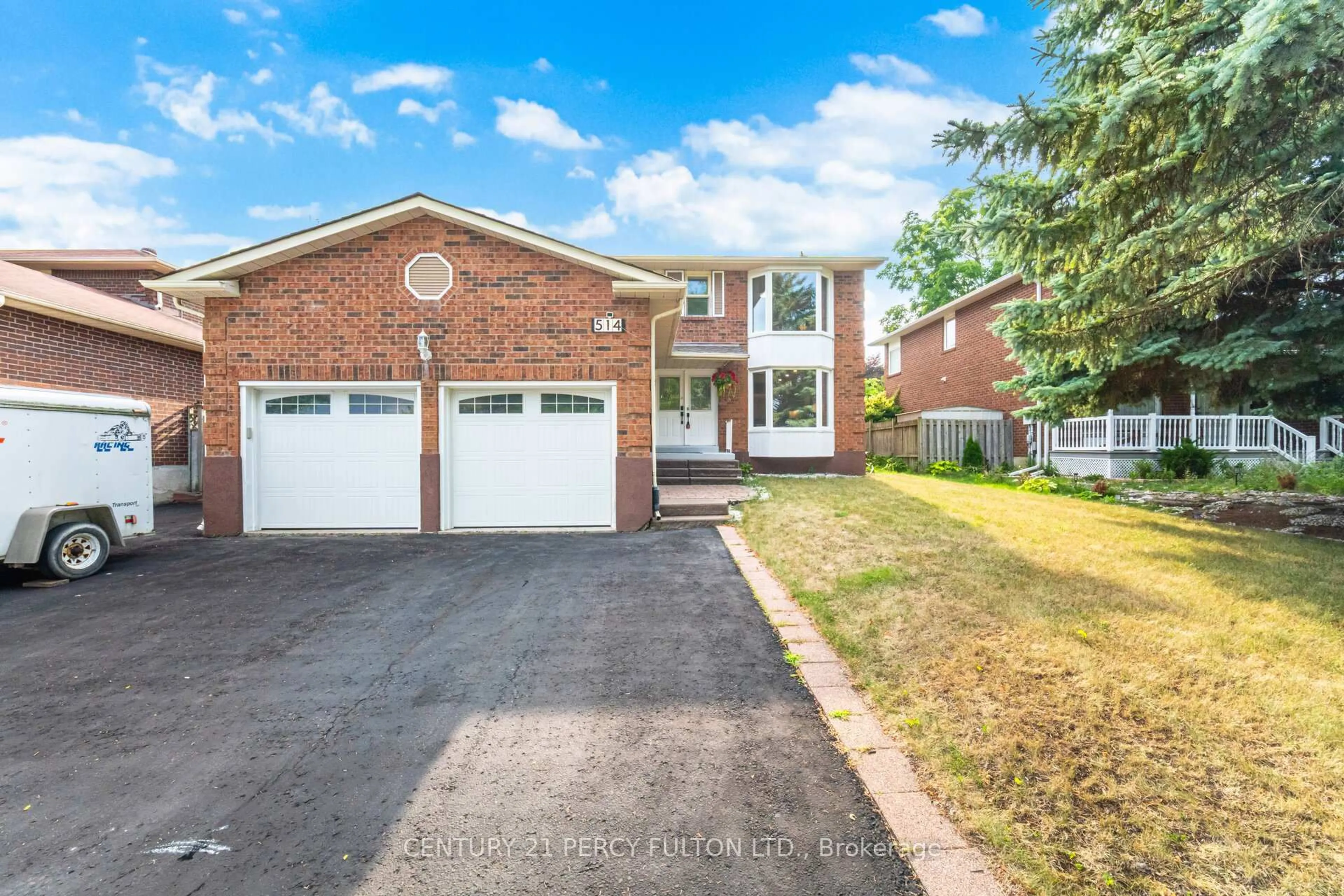 Home with brick exterior material, street for 514 Lightfoot Pl, Pickering Ontario L1V 5Z8