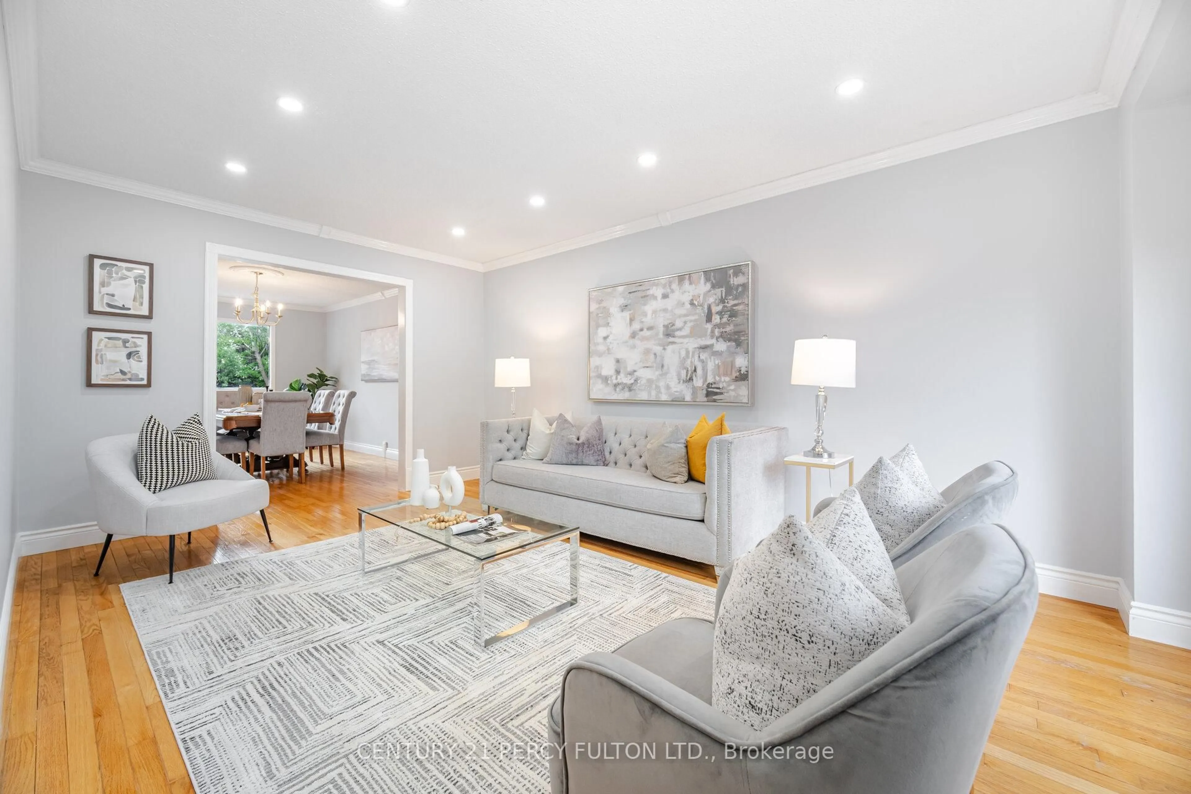 Living room with furniture, unknown for 514 Lightfoot Pl, Pickering Ontario L1V 5Z8