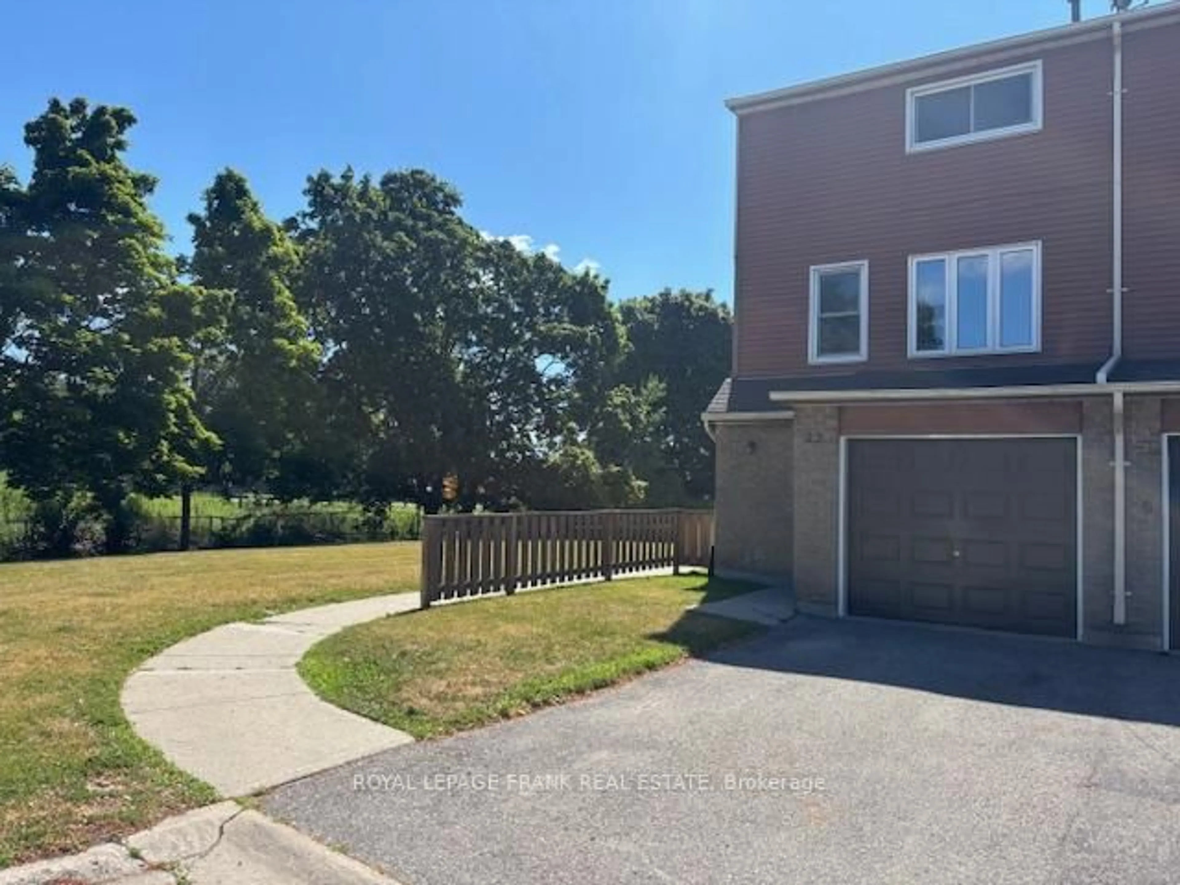 A pic from outside/outdoor area/front of a property/back of a property/a pic from drone, street for 72 Martin Rd #22, Clarington Ontario L1C 3N3
