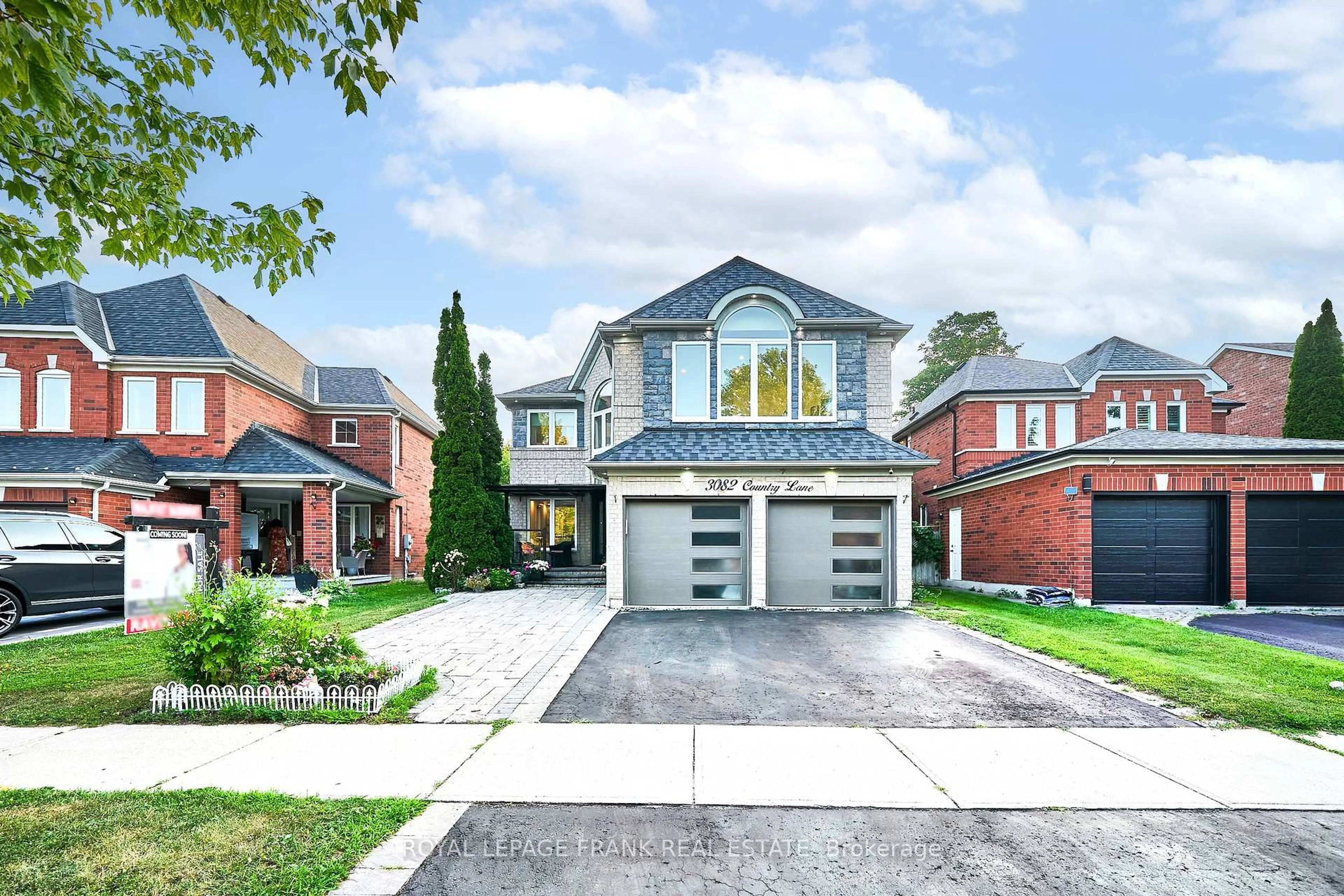 Home with brick exterior material, street for 3082 Country Lane, Whitby Ontario L1P 1M3