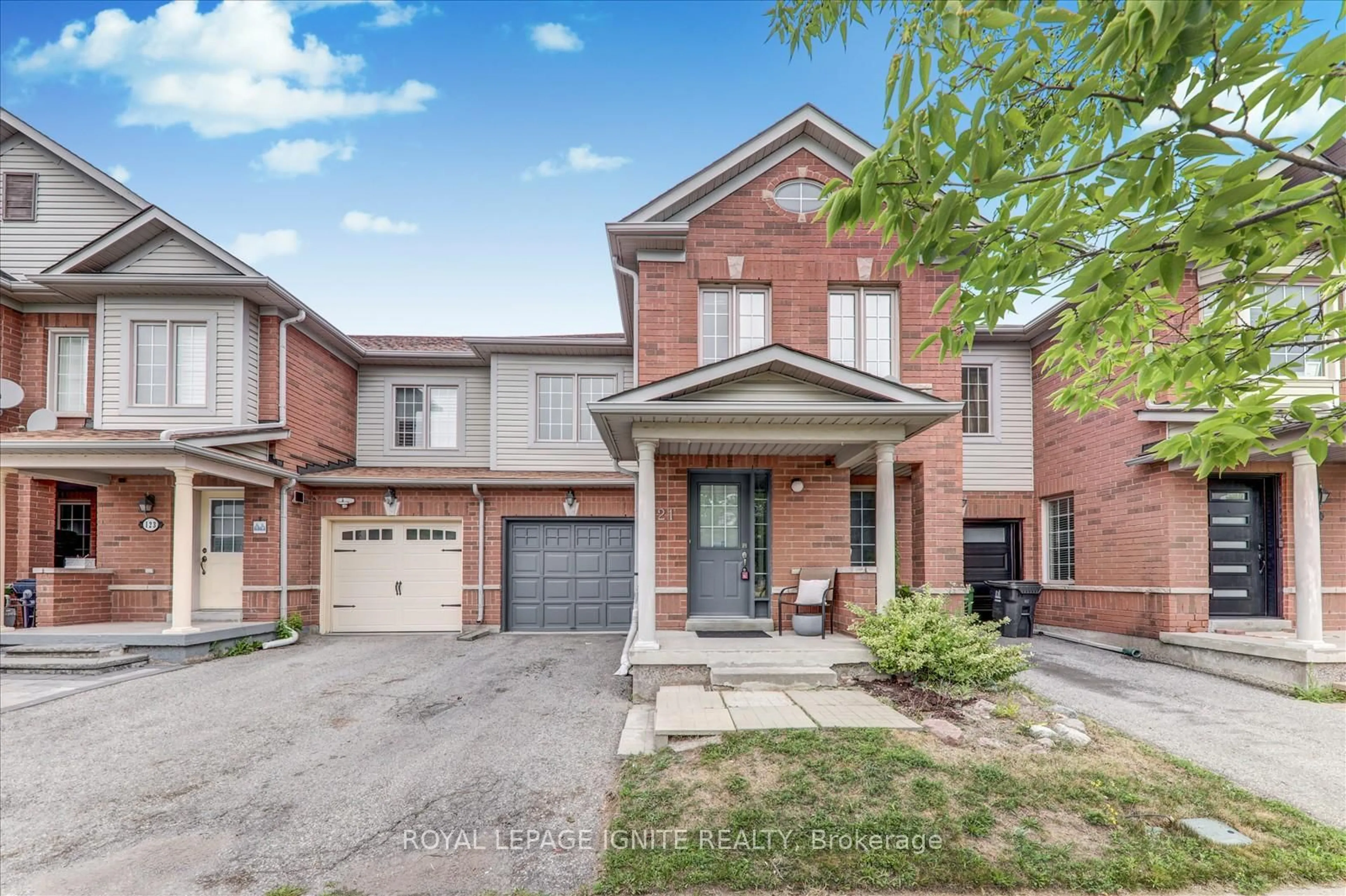Home with brick exterior material, street for 121 Flycatcher Ave, Toronto Ontario M1X 2A2