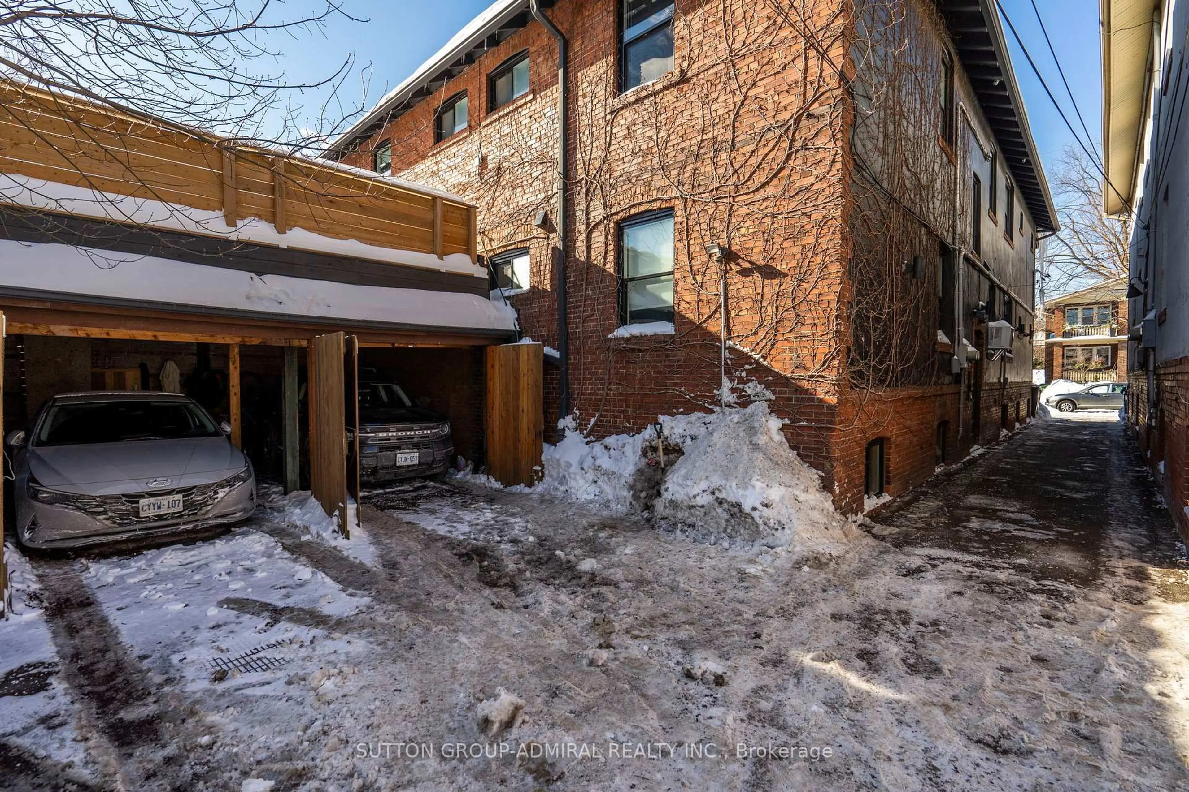 Patio, street for 49 & 51 Wineva Ave, Toronto Ontario M4E 2T1