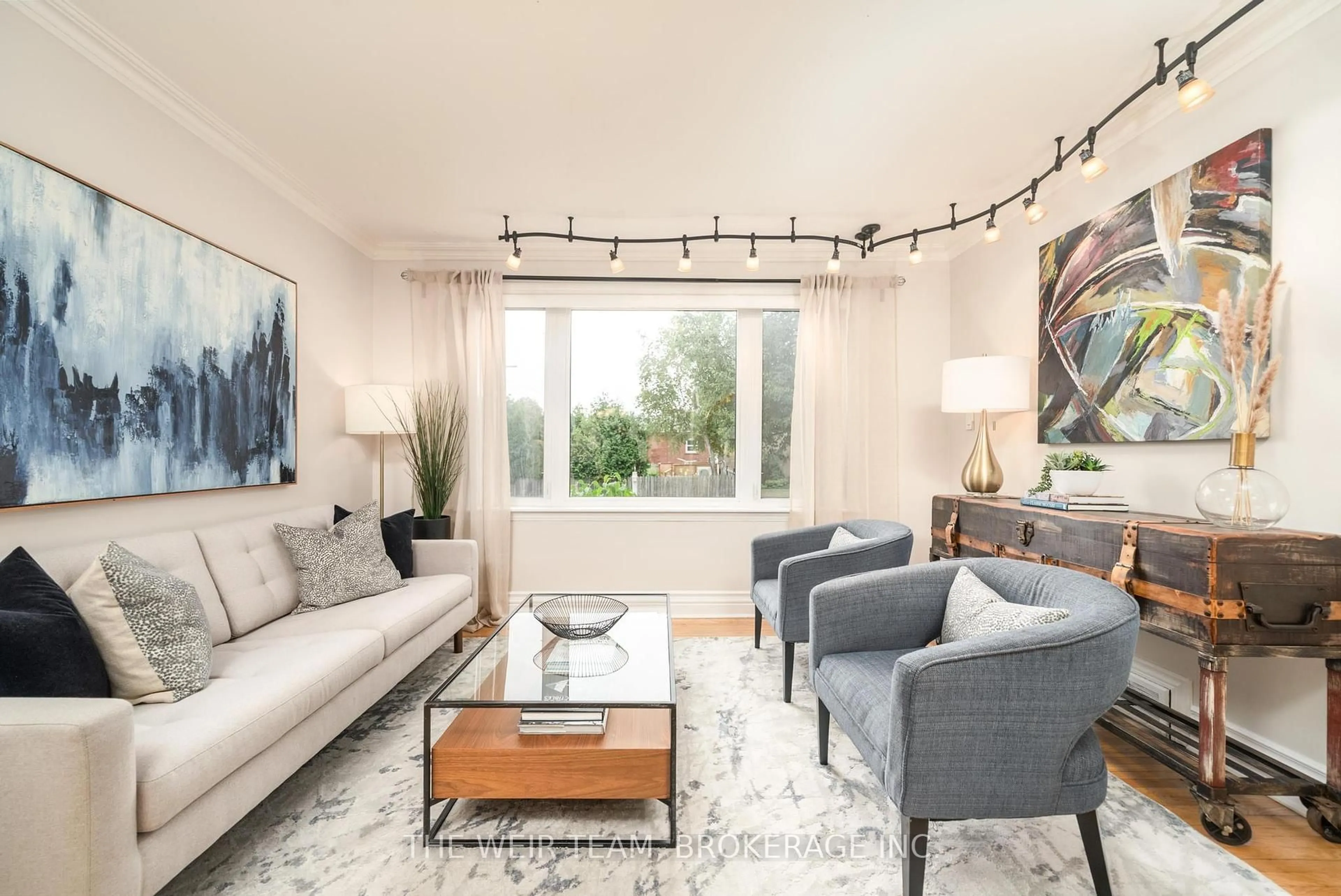 Living room with furniture, unknown for 3 Archwood Cres, Toronto Ontario M1R 3L8