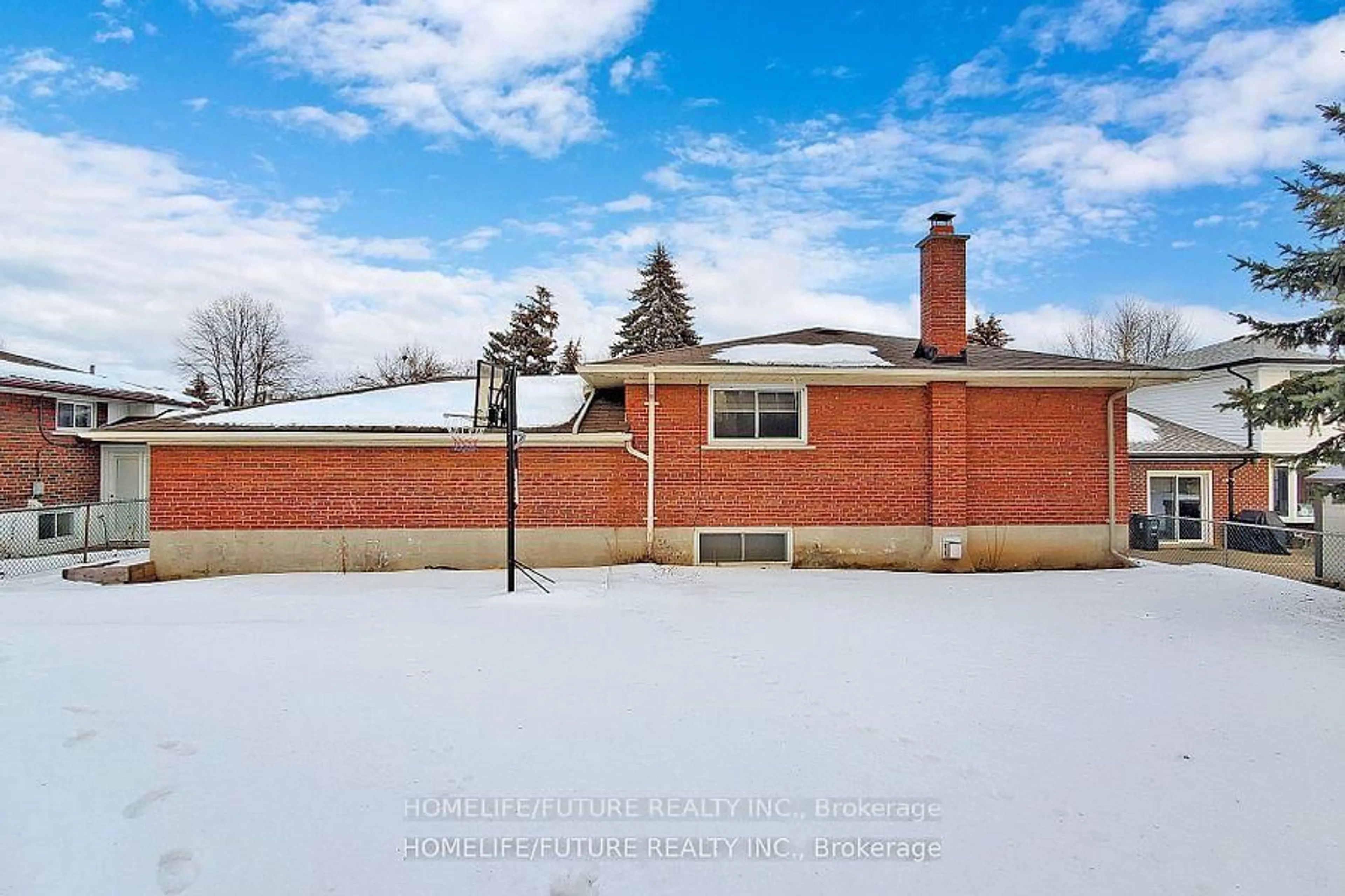 Home with brick exterior material, street for 28 Skyridge Rd, Toronto Ontario M1E 4P1