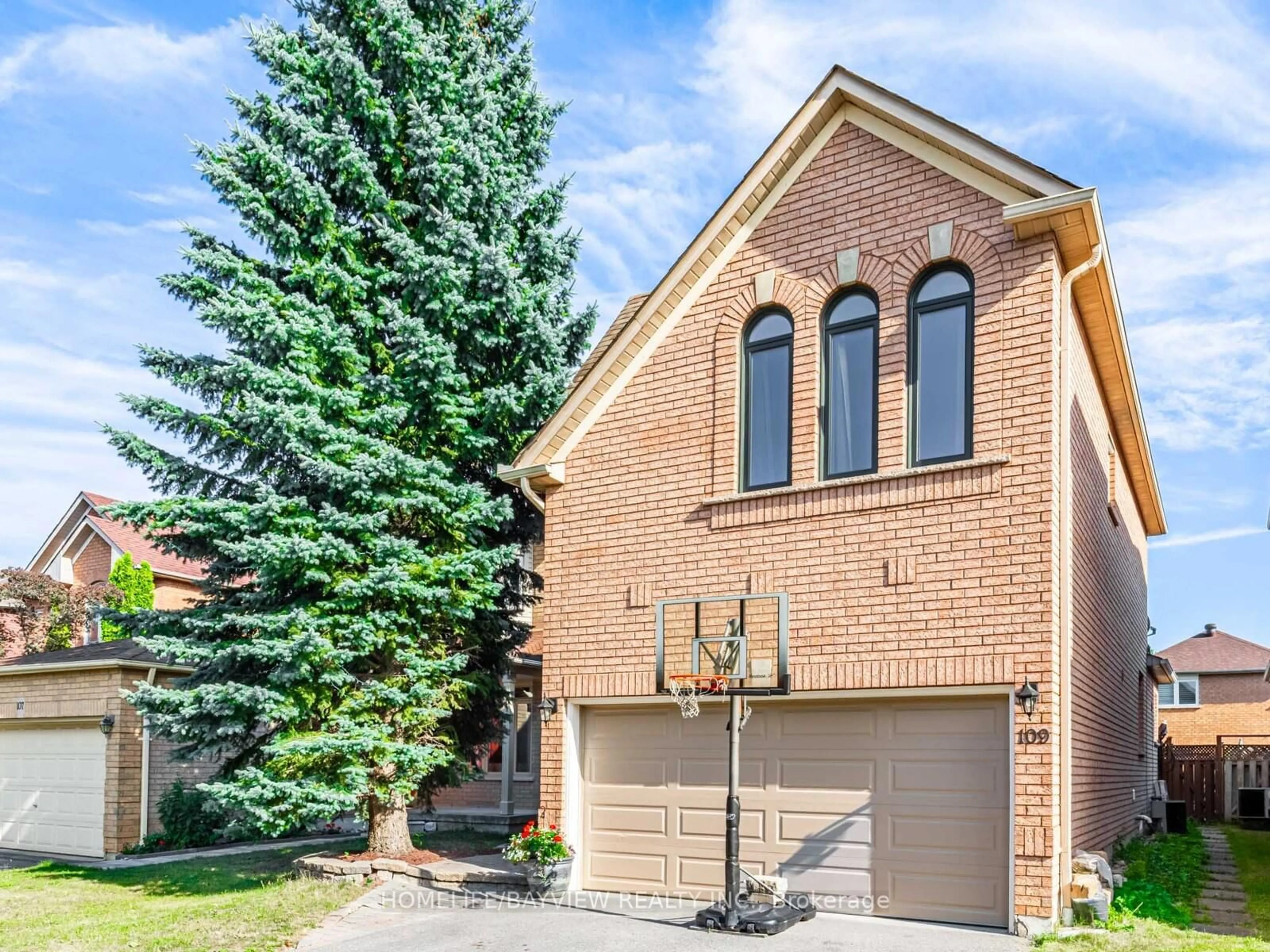 Home with brick exterior material, street for 109 Thicket Cres, Pickering Ontario L1V 6S5