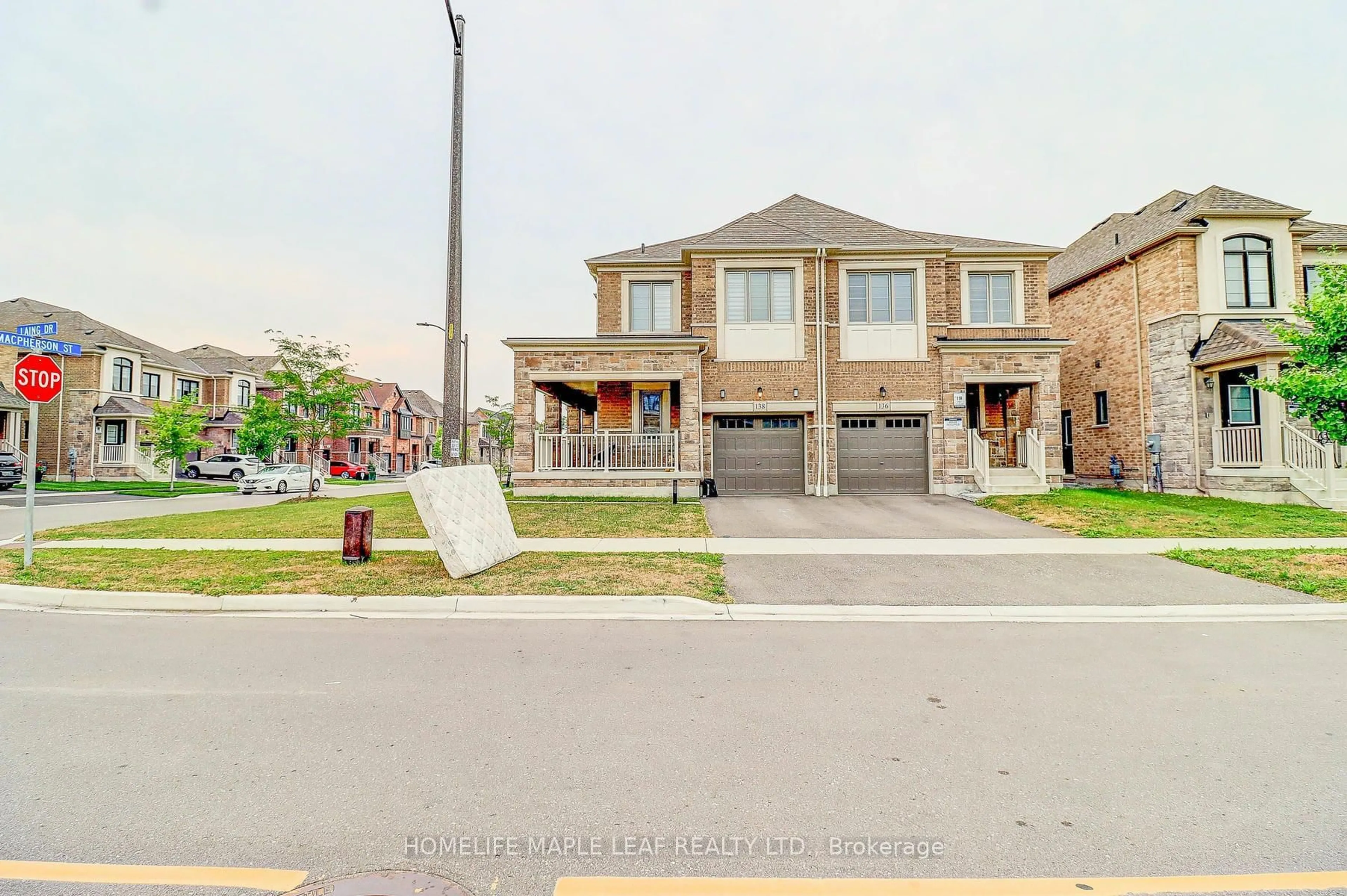 Unknown for 138 Laing Dr, Whitby Ontario L1P 0N5