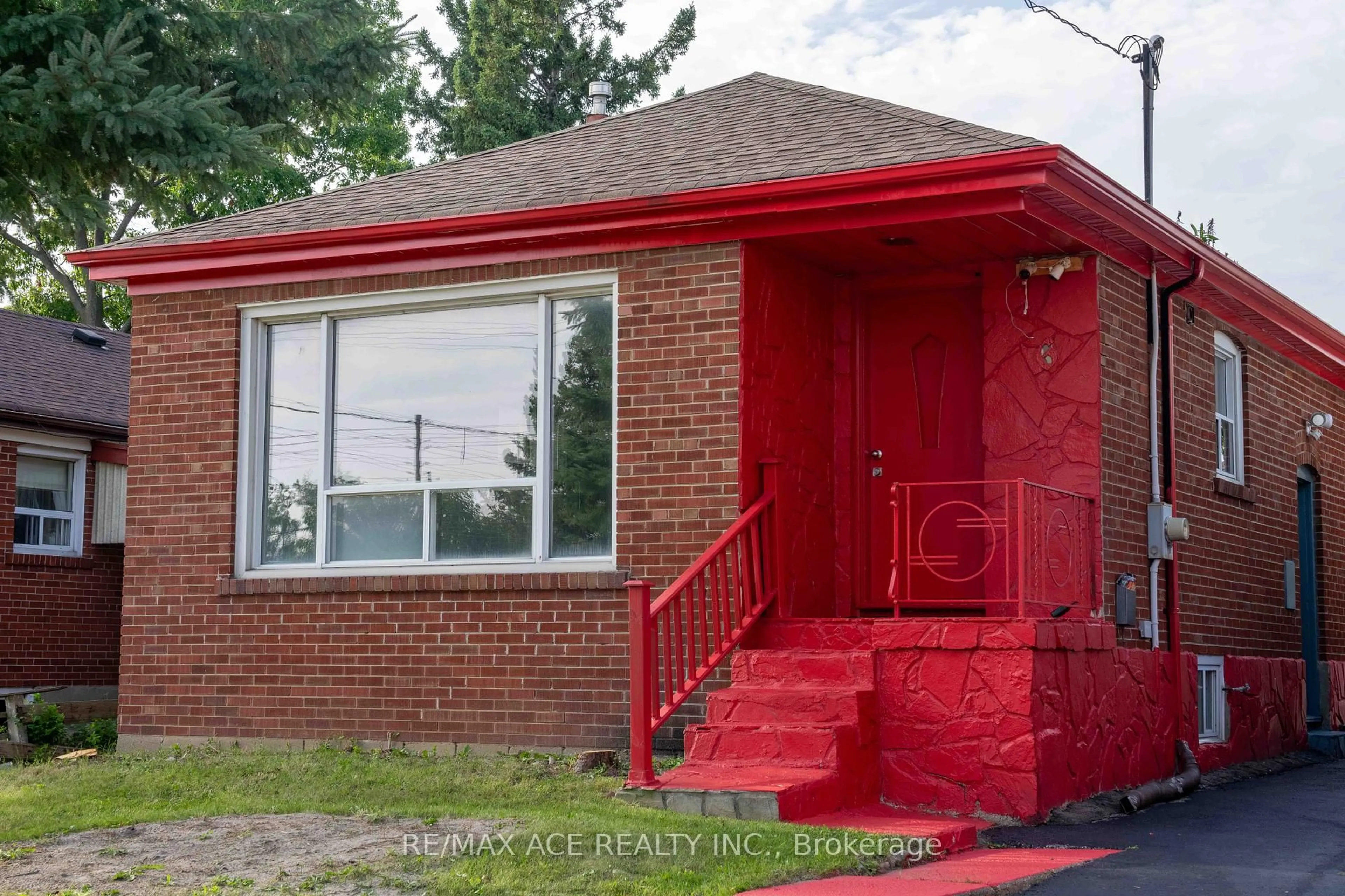 Home with brick exterior material, street for 6 Seminole Ave, Toronto Ontario M1J 1M9