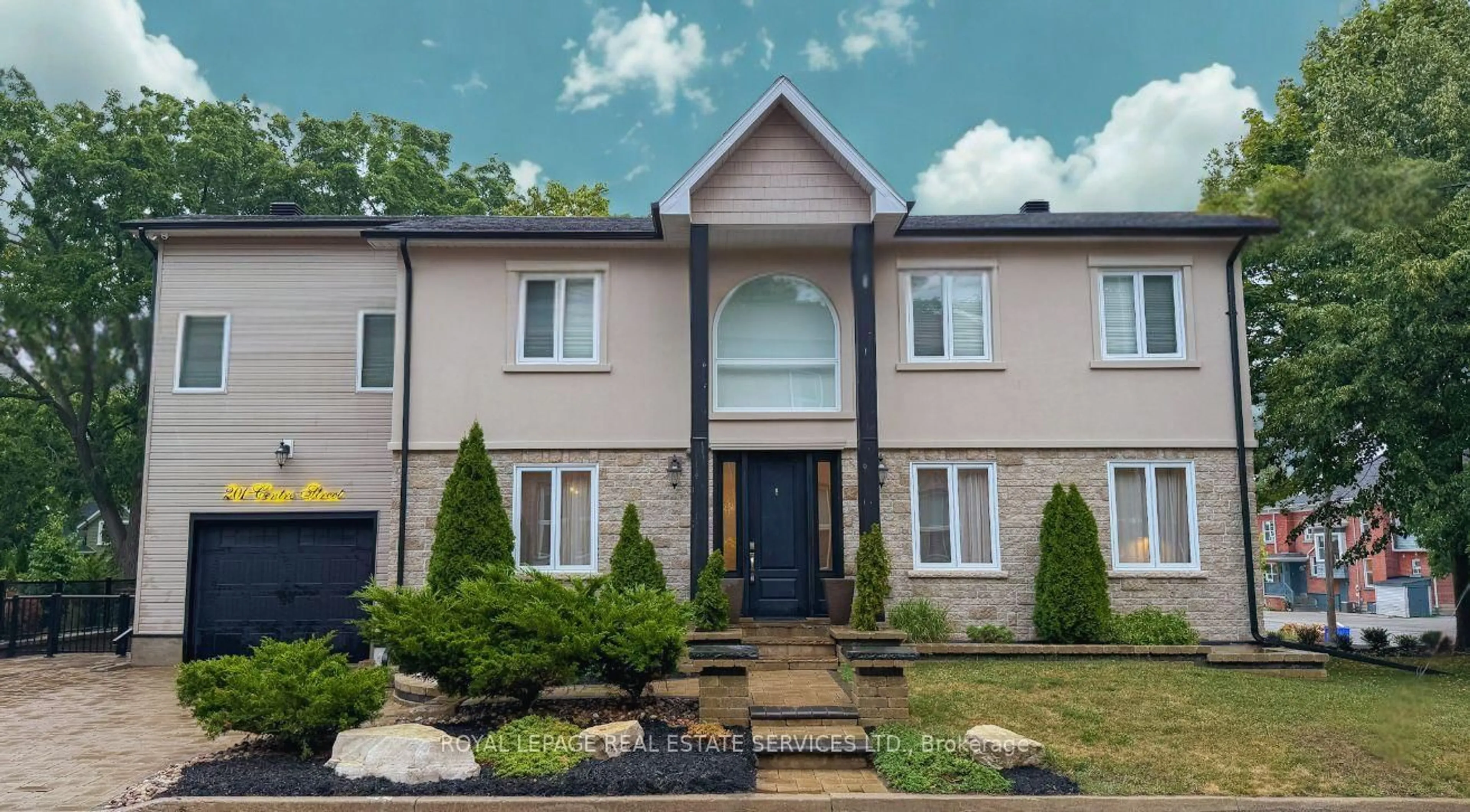 Home with brick exterior material, street for 201 Centre St, Whitby Ontario L1N 4S9