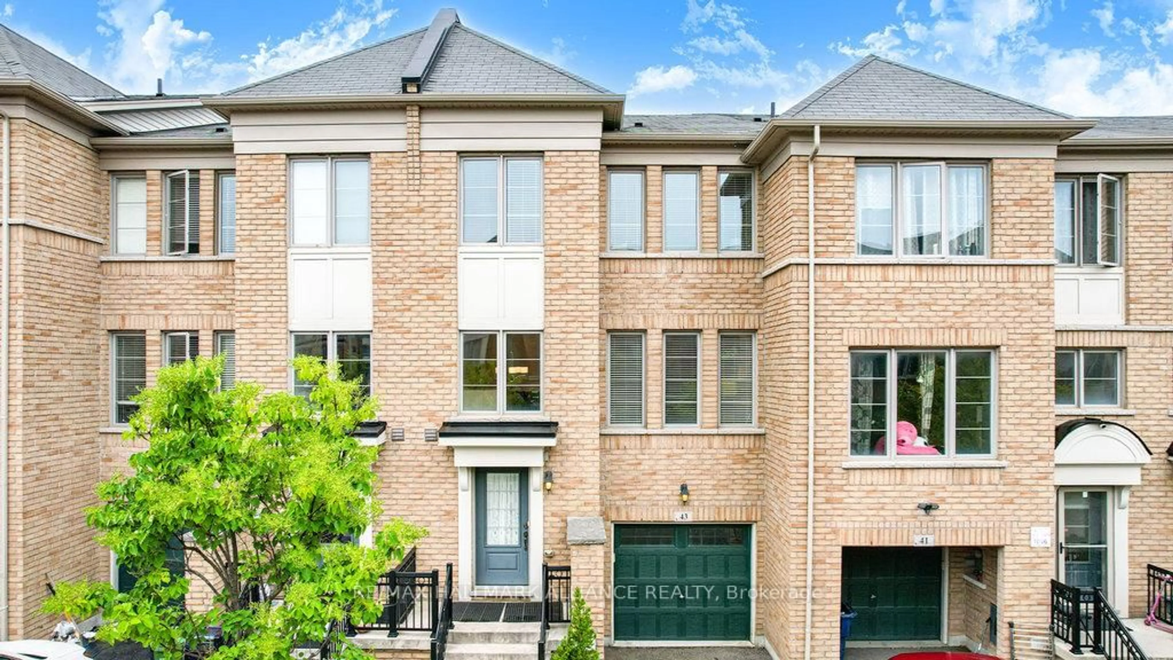 Home with brick exterior material, street for 43 Belanger Cres, Toronto Ontario M1L 0H3