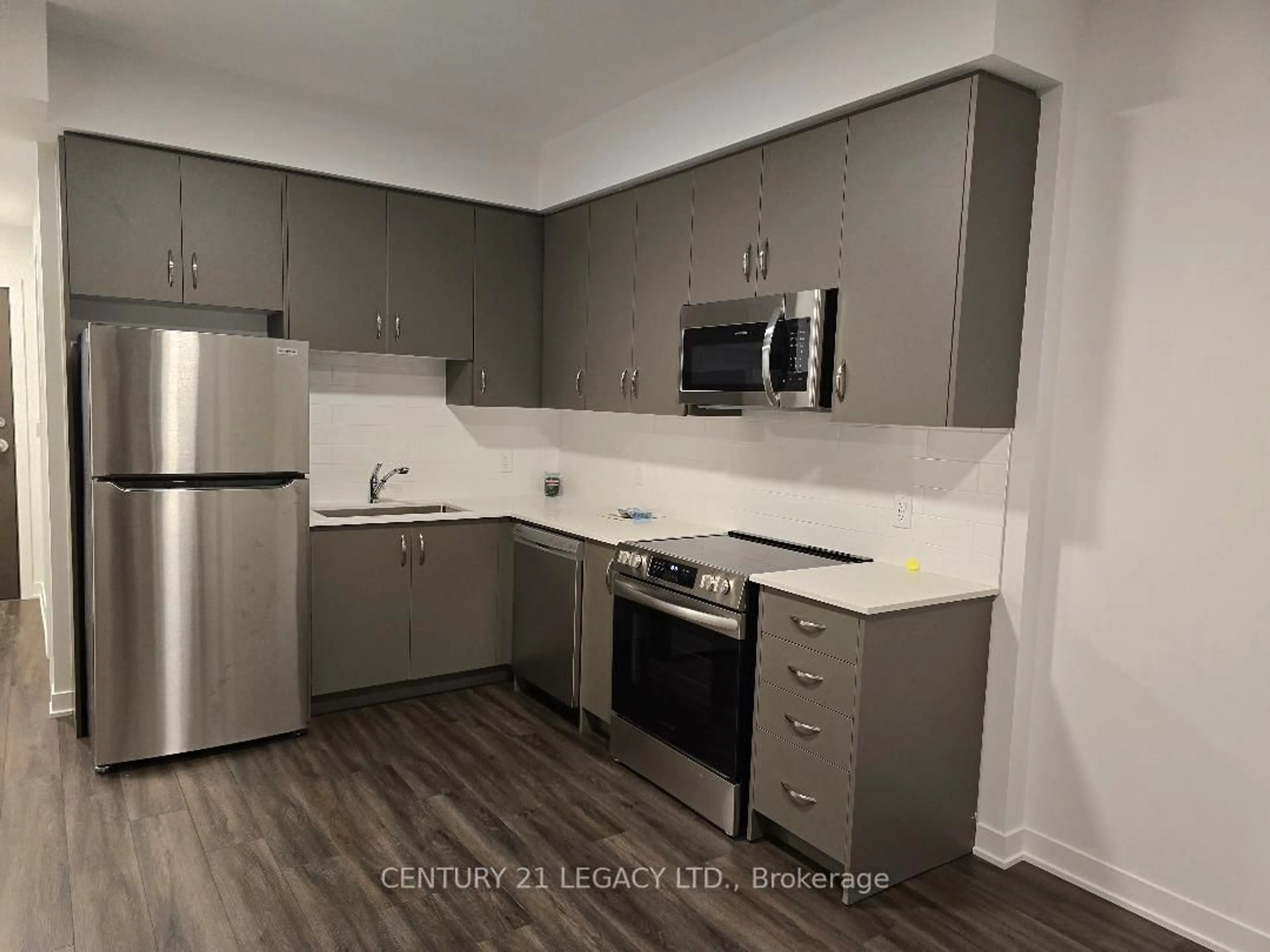 Standard kitchen, unknown for 385 Arctic red Dr #329, Oshawa Ontario L1L 0H8