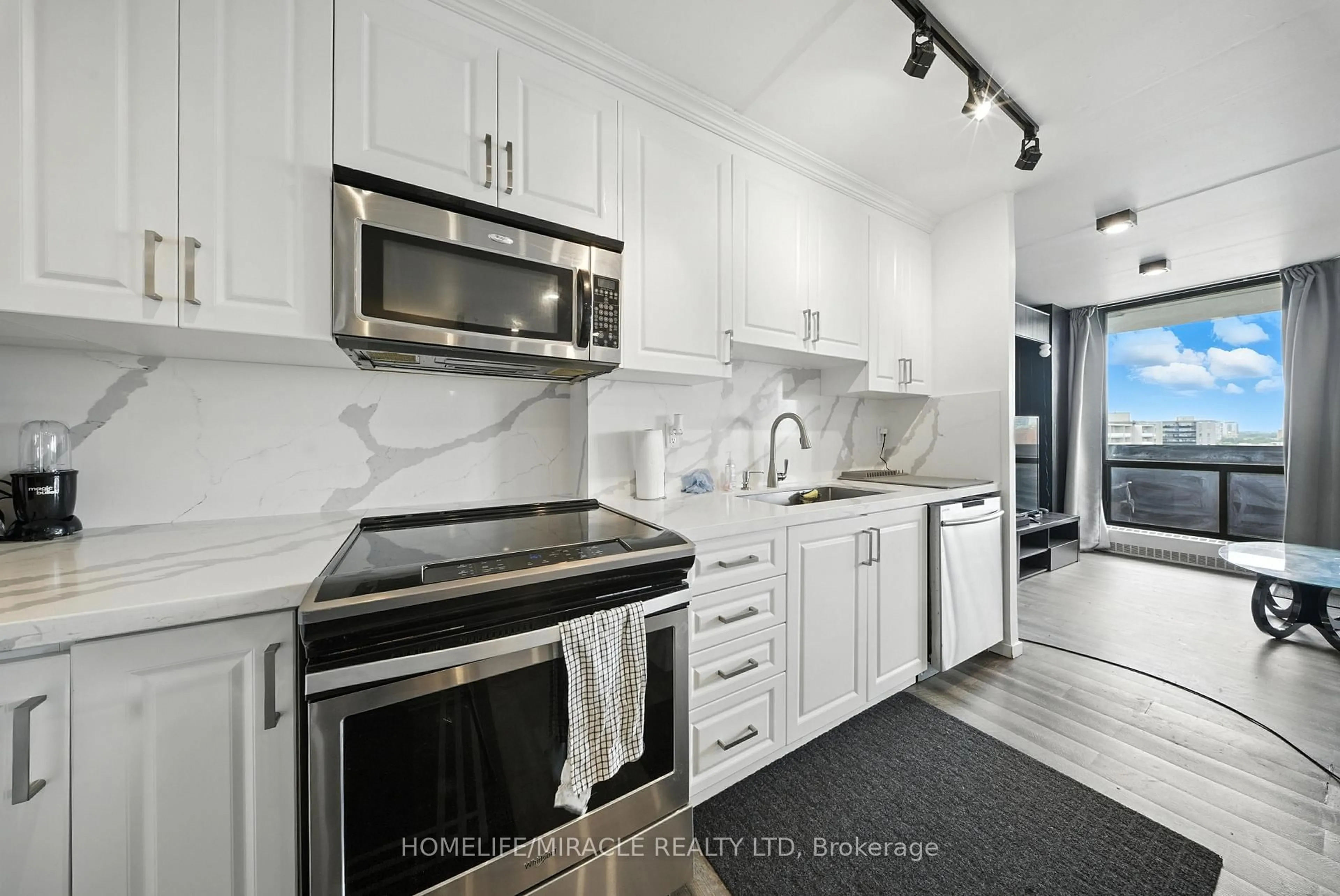 Unknown for 2 Glamorgan Ave #1212, Toronto Ontario M1P 2M8