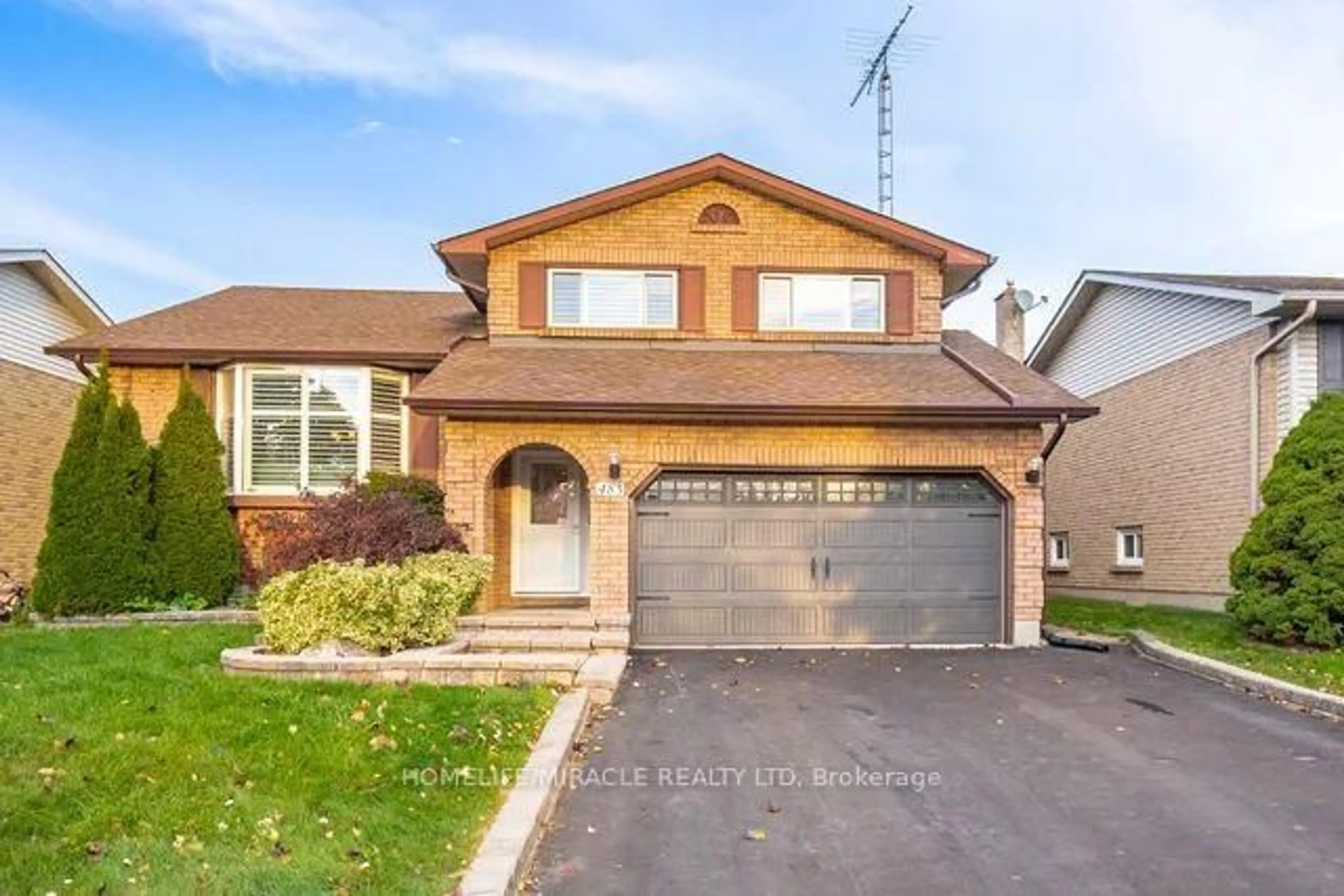Home with brick exterior material, street for 483 Labrador Dr, Oshawa Ontario L1H 7G1