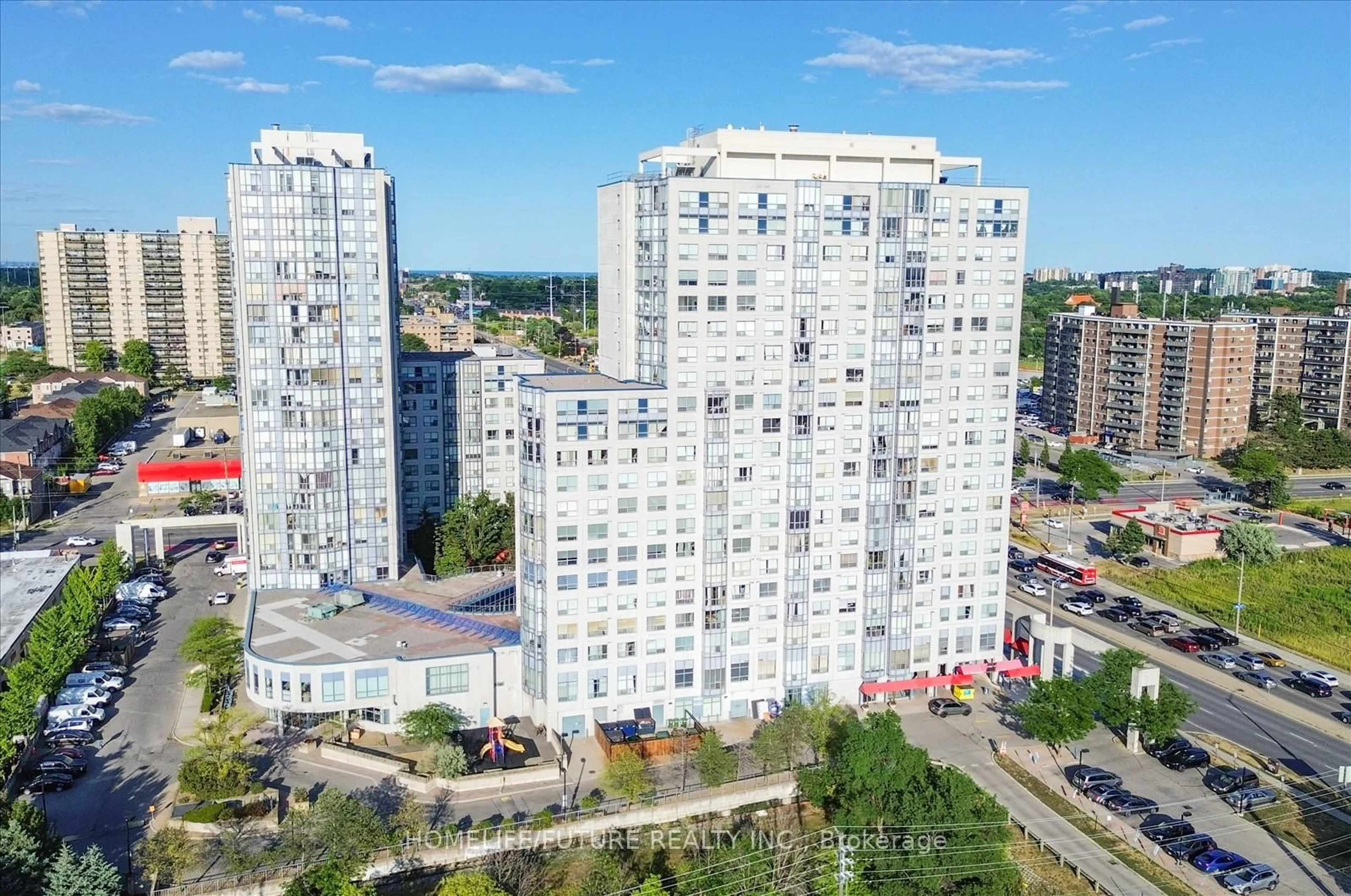 A pic from outside/outdoor area/front of a property/back of a property/a pic from drone, city buildings view from balcony for 2550 Lawrence Ave #410, Toronto Ontario M1P 4Z3