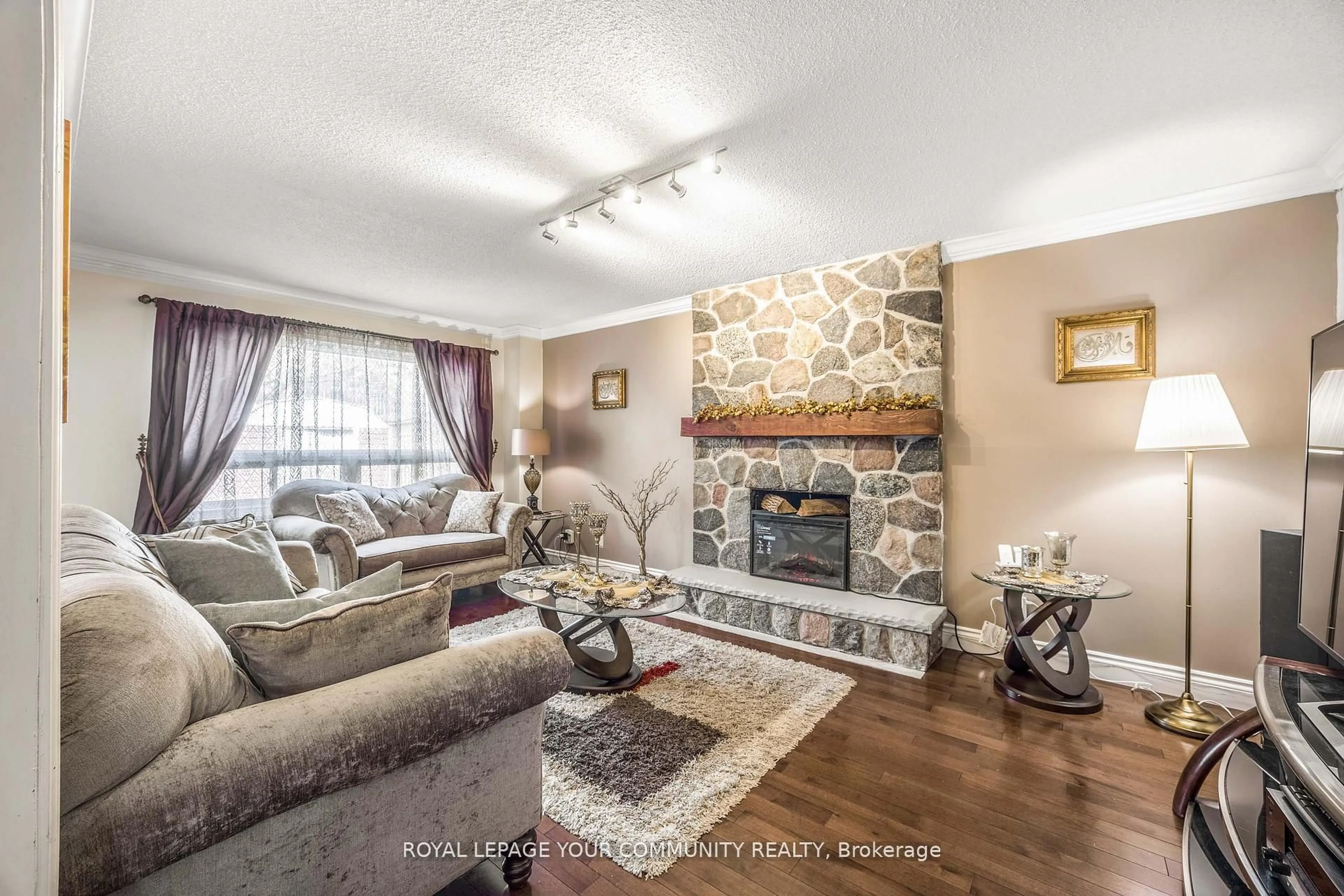Living room with furniture, unknown for 261 Hoover Dr, Pickering Ontario L1V 5R9