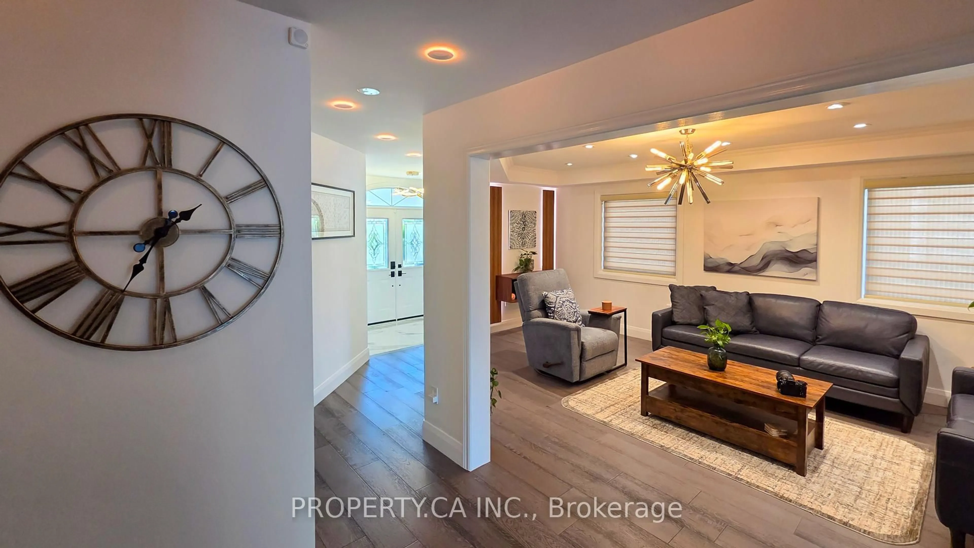 Indoor entryway for 49 Sonley Dr, Whitby Ontario L1R 3B7