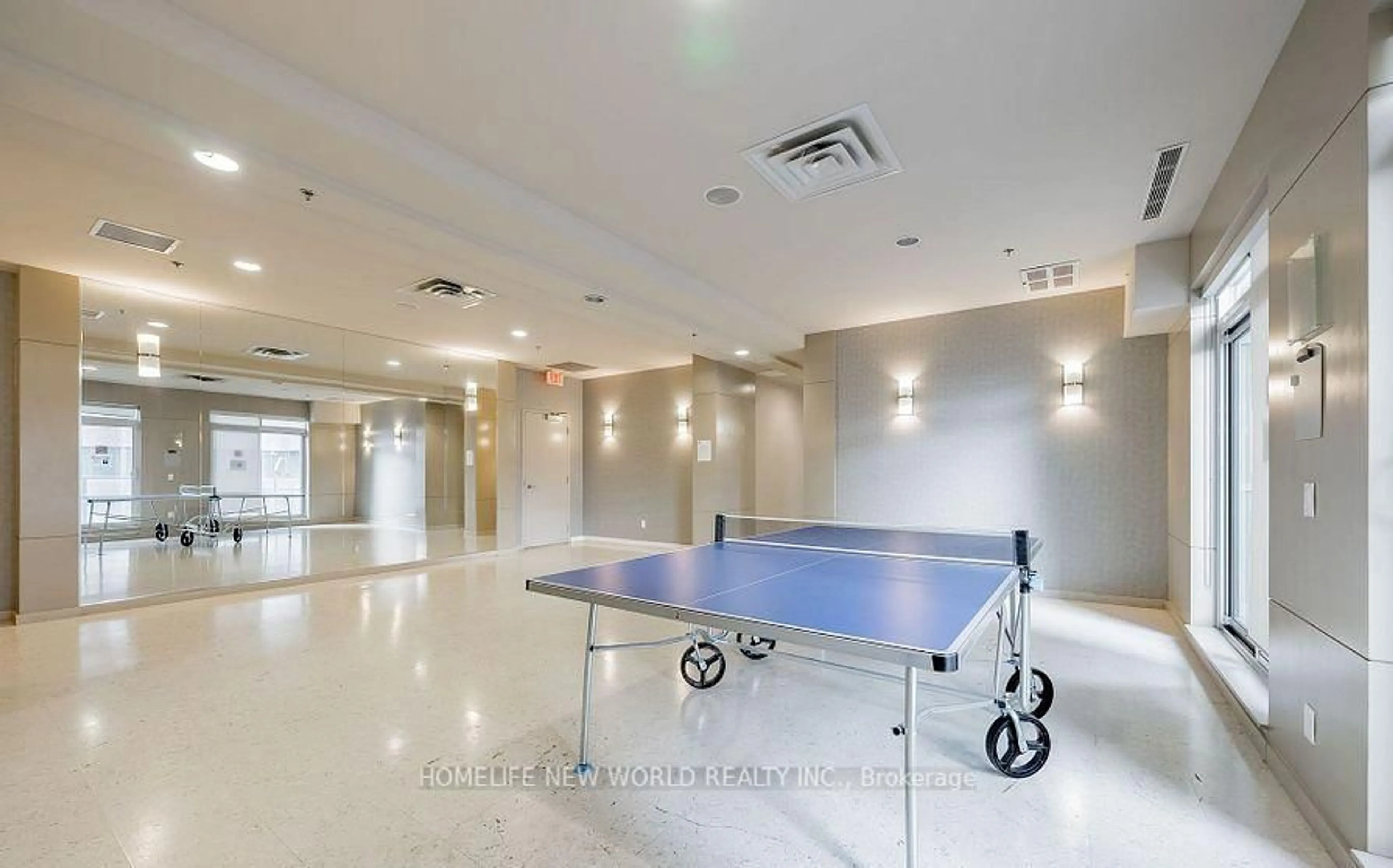 Gym or fitness room for 70 Town Centre Crt #1202, Toronto Ontario M1P 0B2