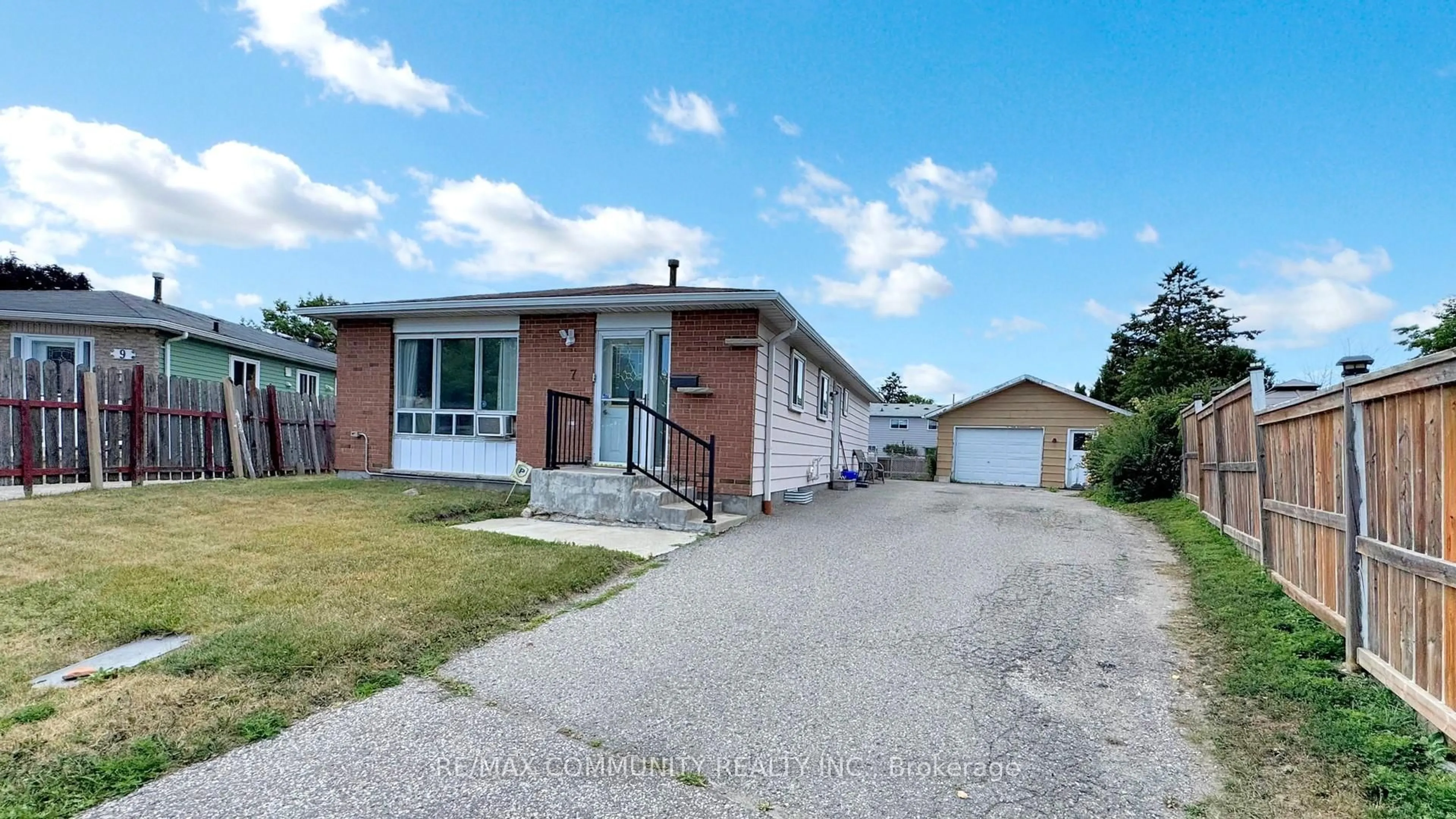 Home with brick exterior material, street for 7 Gemshaw Cres, Toronto Ontario M1B 1L3