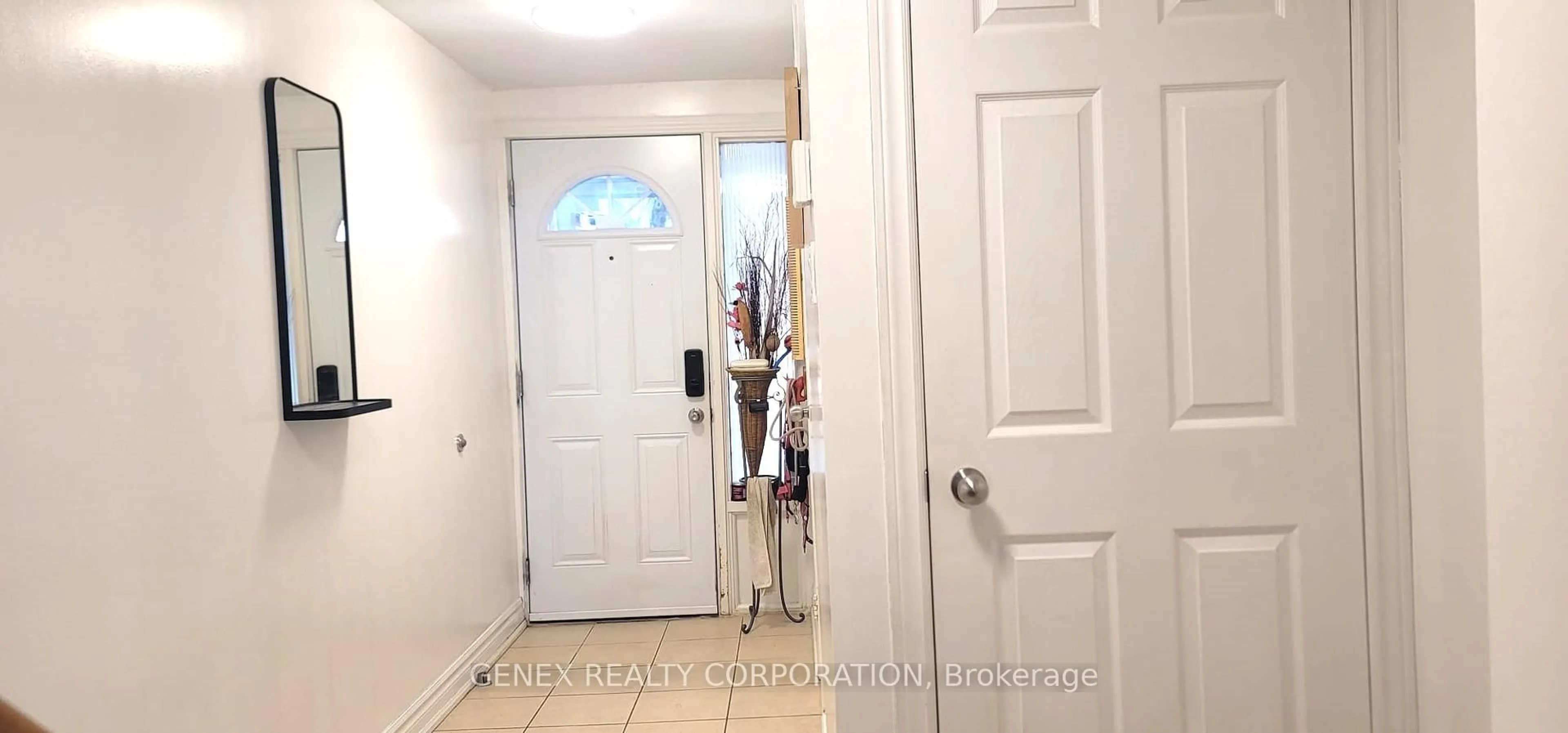 Indoor entryway for 3100 Kingston Rd #34, Toronto Ontario M1M 3T4