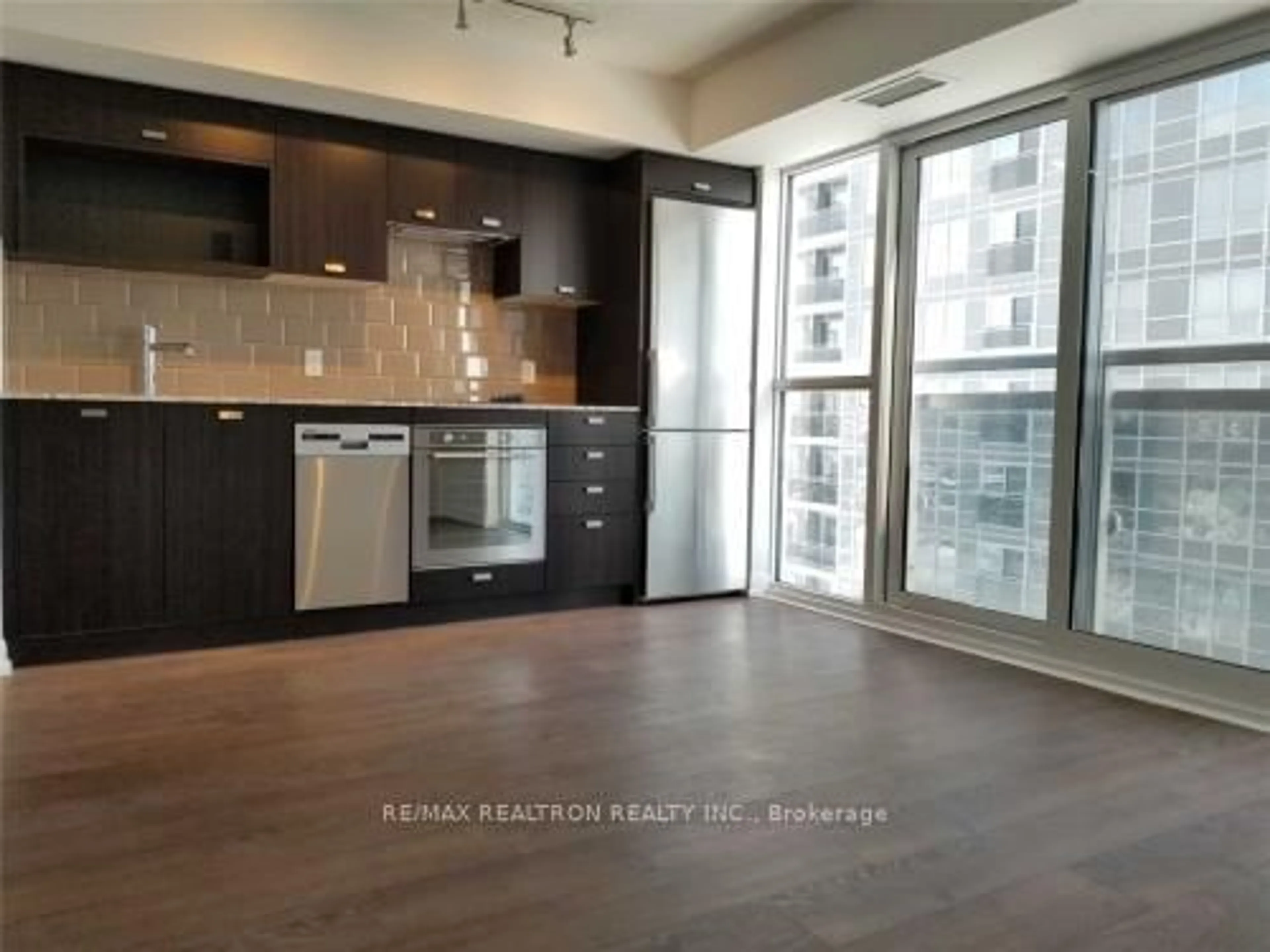 Unknown for 275 Village Green Sq #2917, Toronto Ontario M1S 0L8