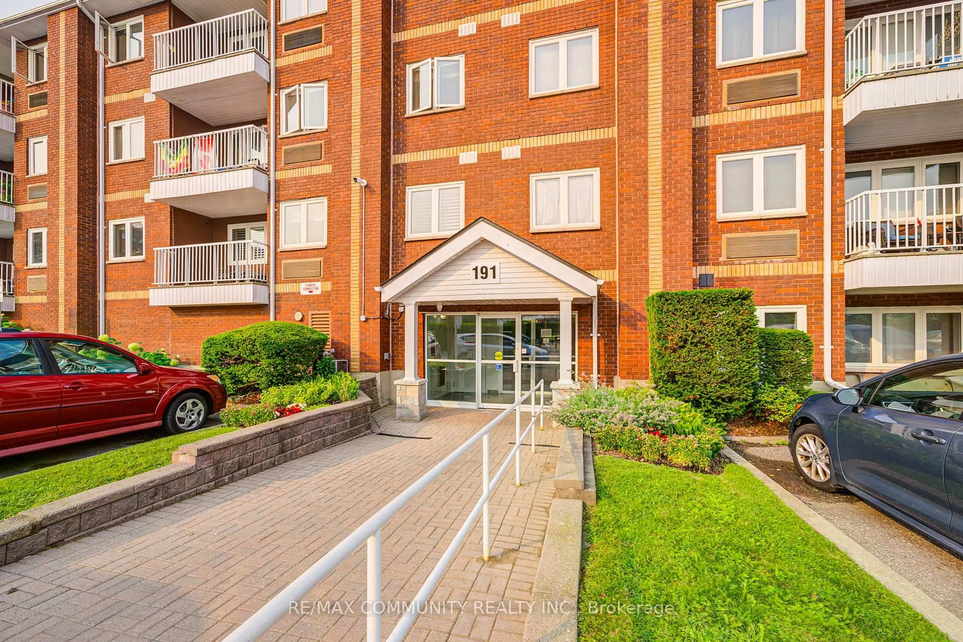 Unknown for 191 Lake Driveway #304, Ajax Ontario L1S 7H9