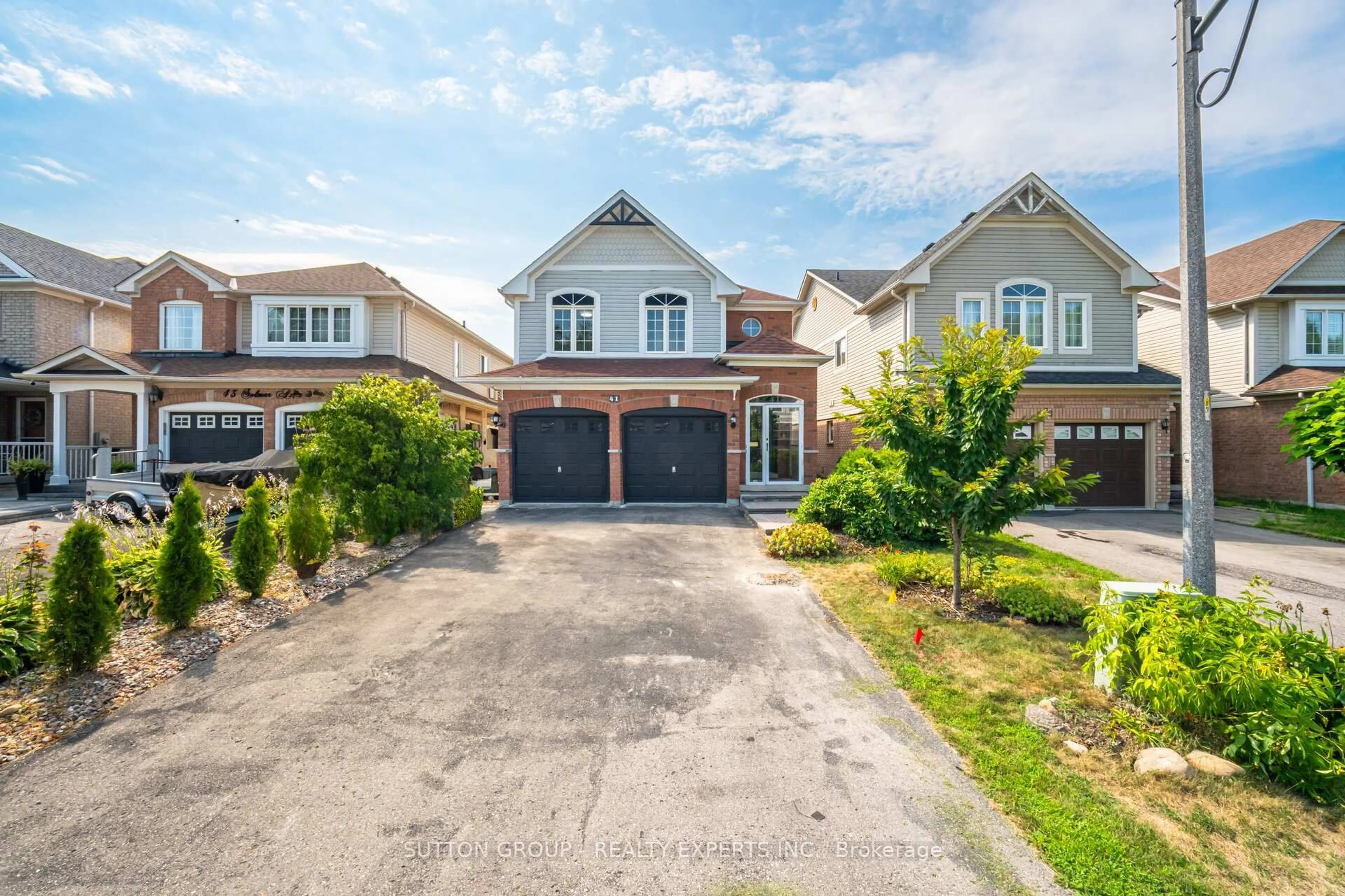 Unknown for 41 Solmar Ave, Whitby Ontario L1R 2Z6