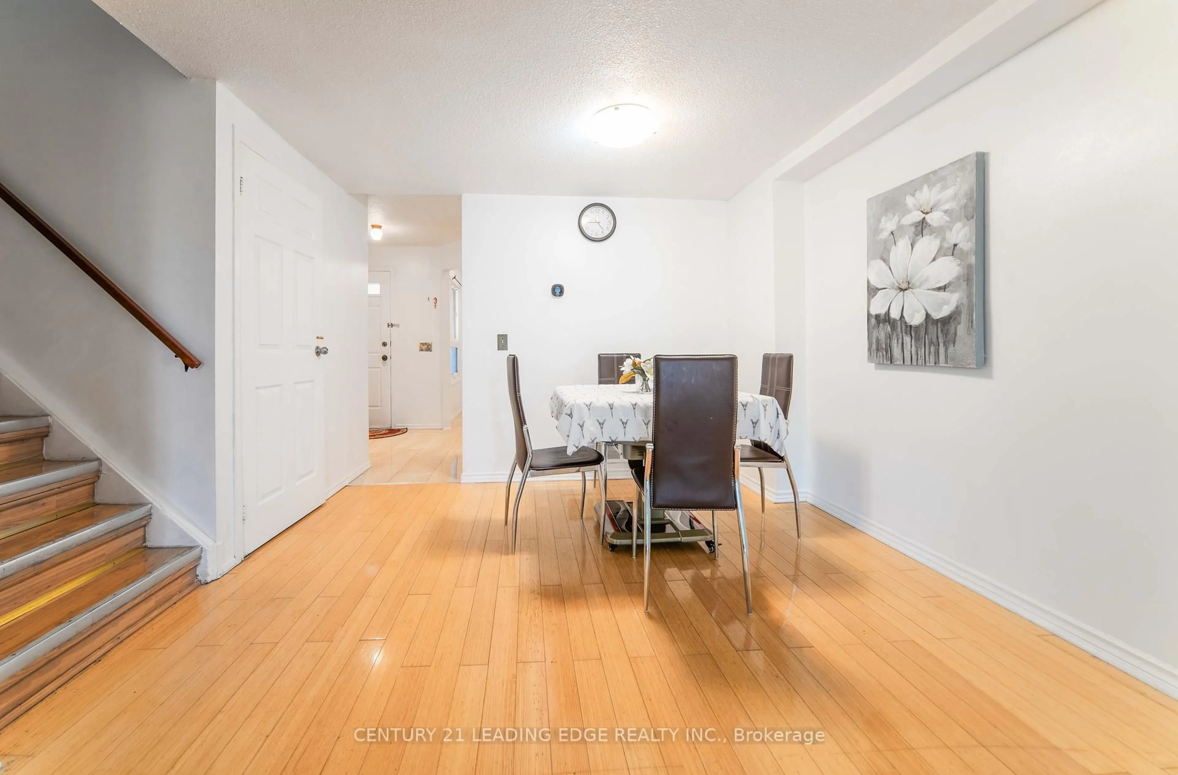 Unknown for 73 Treetops Crt, Toronto Ontario M1V 2B9