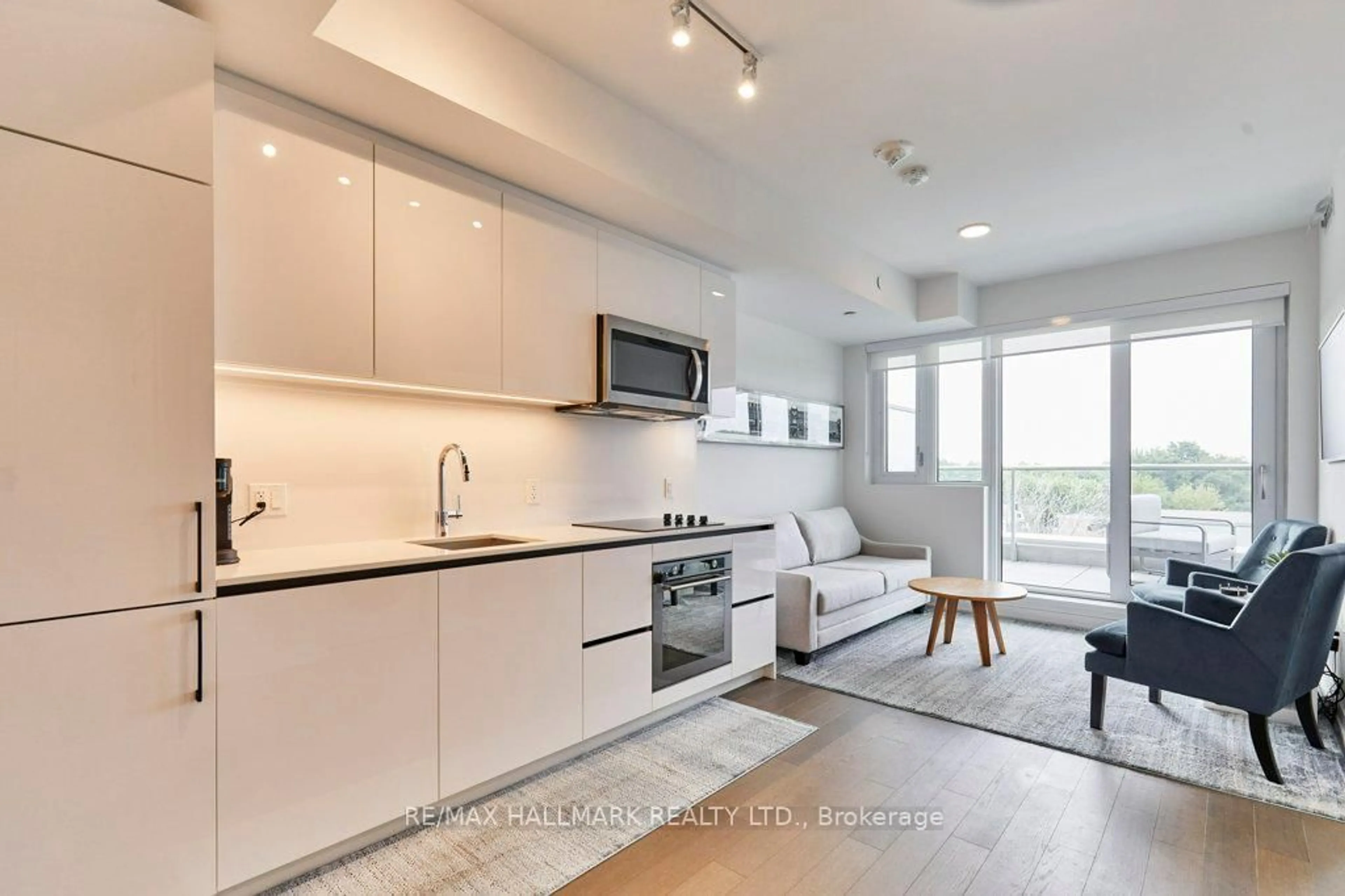Open concept kitchen, unknown for 150 Logan Ave #636, Toronto Ontario M4M 0E4