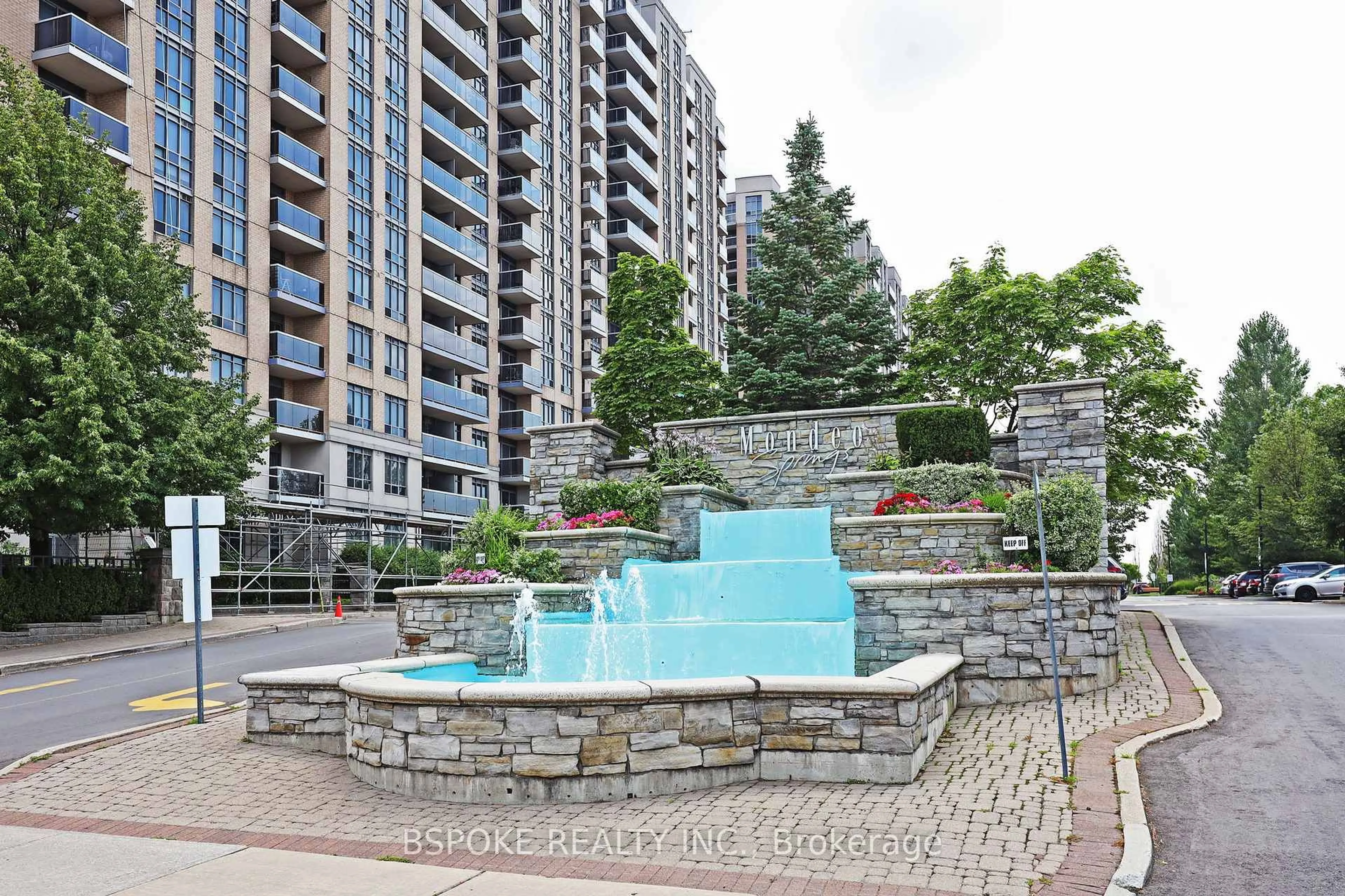 Pool for 18 Mondeo Dr #PH27, Toronto Ontario M1P 5C8