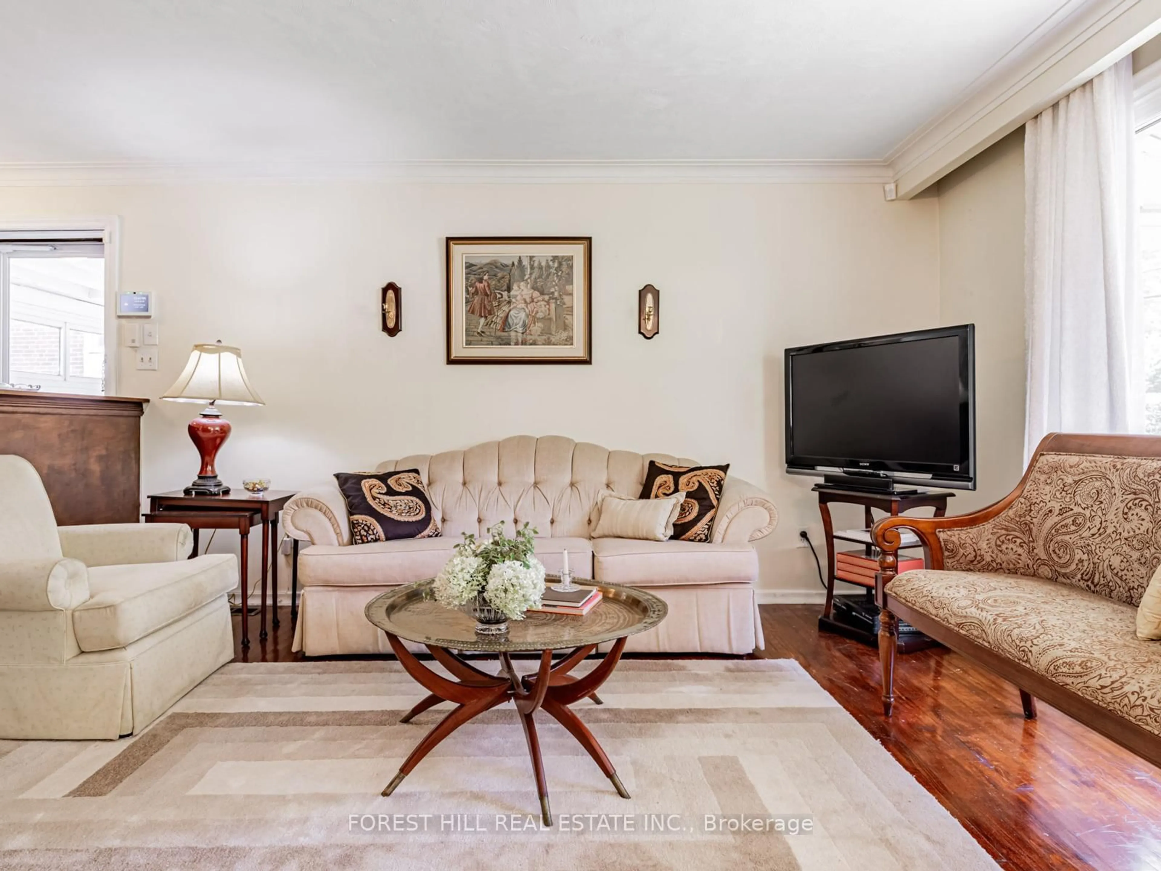 Living room with furniture, unknown for 27 Fitzgibbon Ave, Toronto Ontario M1K 3Z7