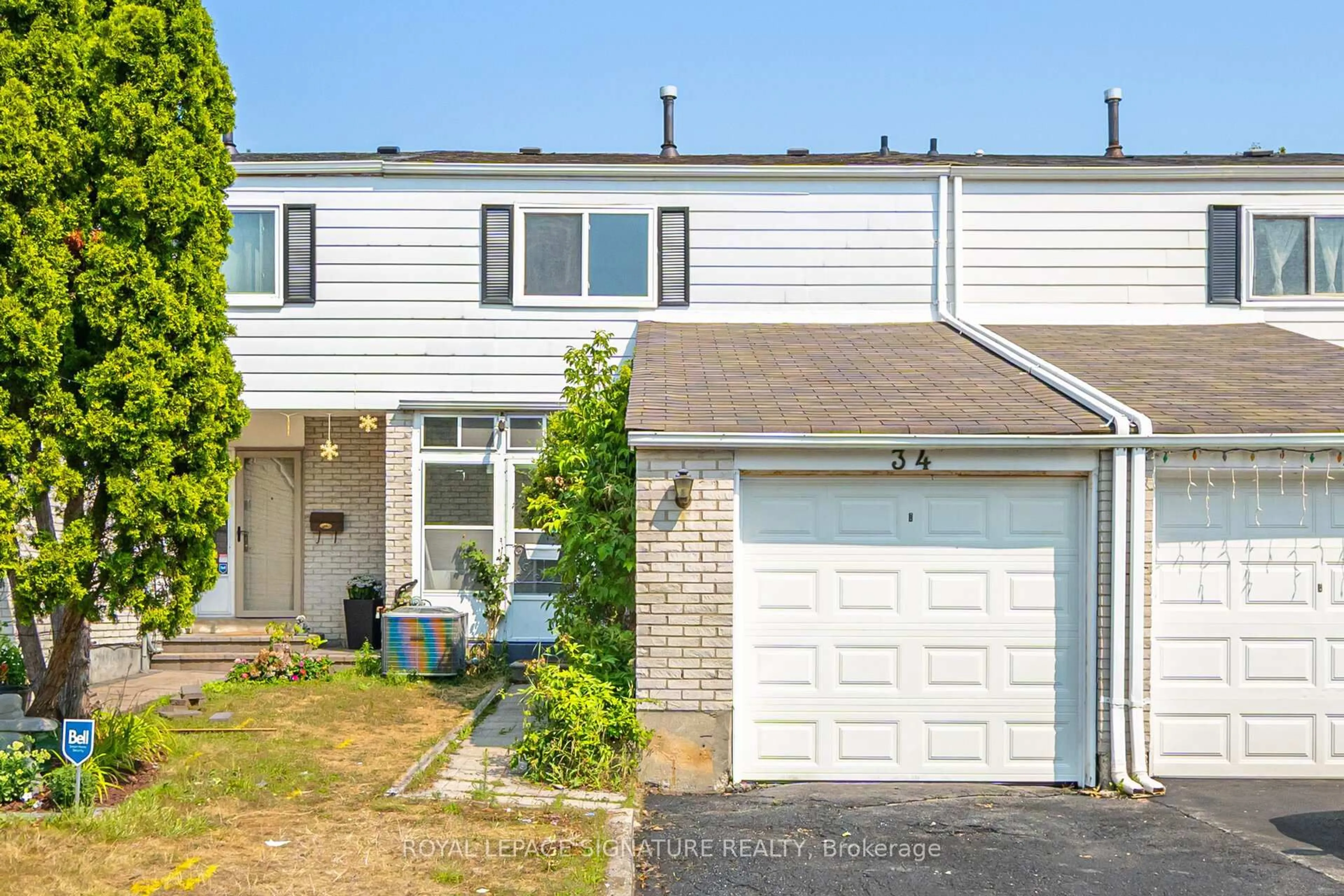 Home with vinyl exterior material, street for 34 Goskin Crt, Toronto Ontario M1B 1J3