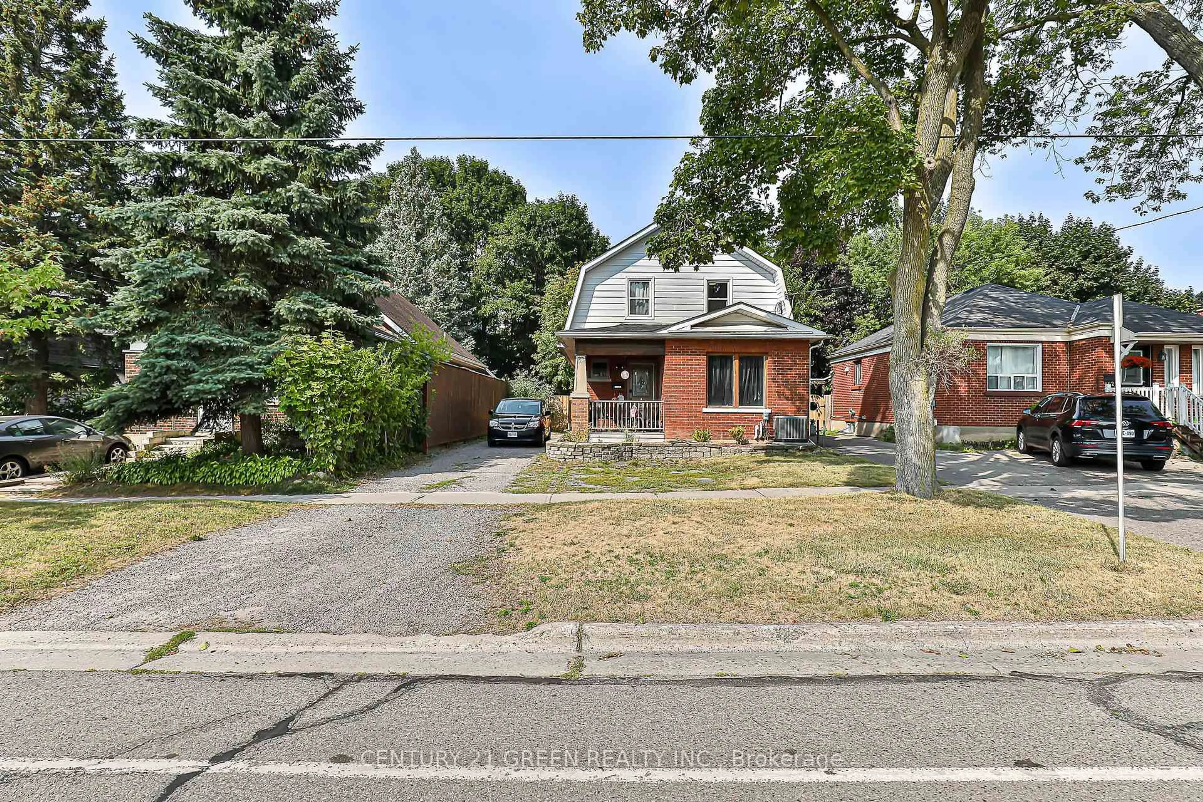 Home with brick exterior material, street for 58 Gibbons St, Oshawa Ontario L1J 4X9