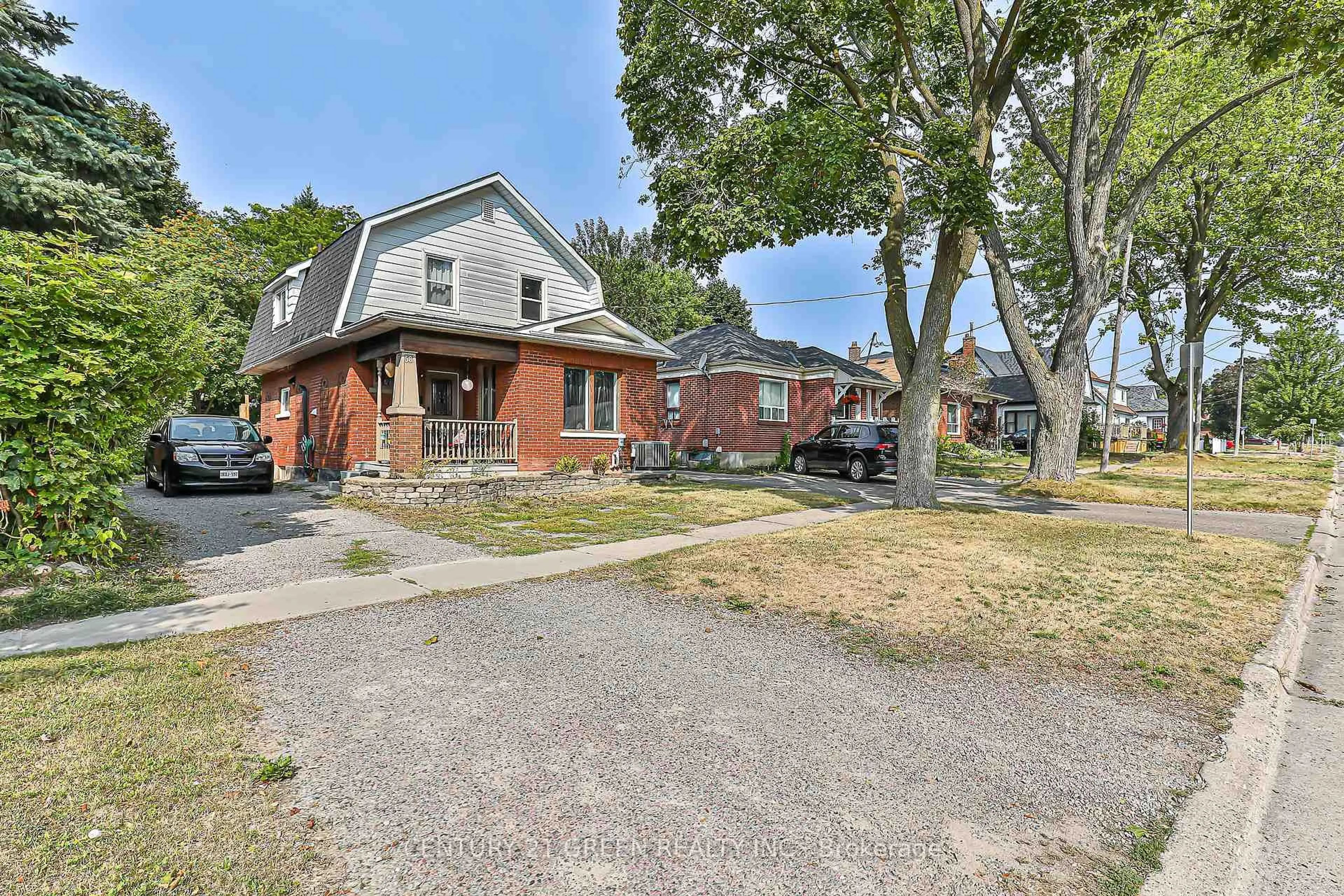Unknown for 58 Gibbons St, Oshawa Ontario L1J 4X9