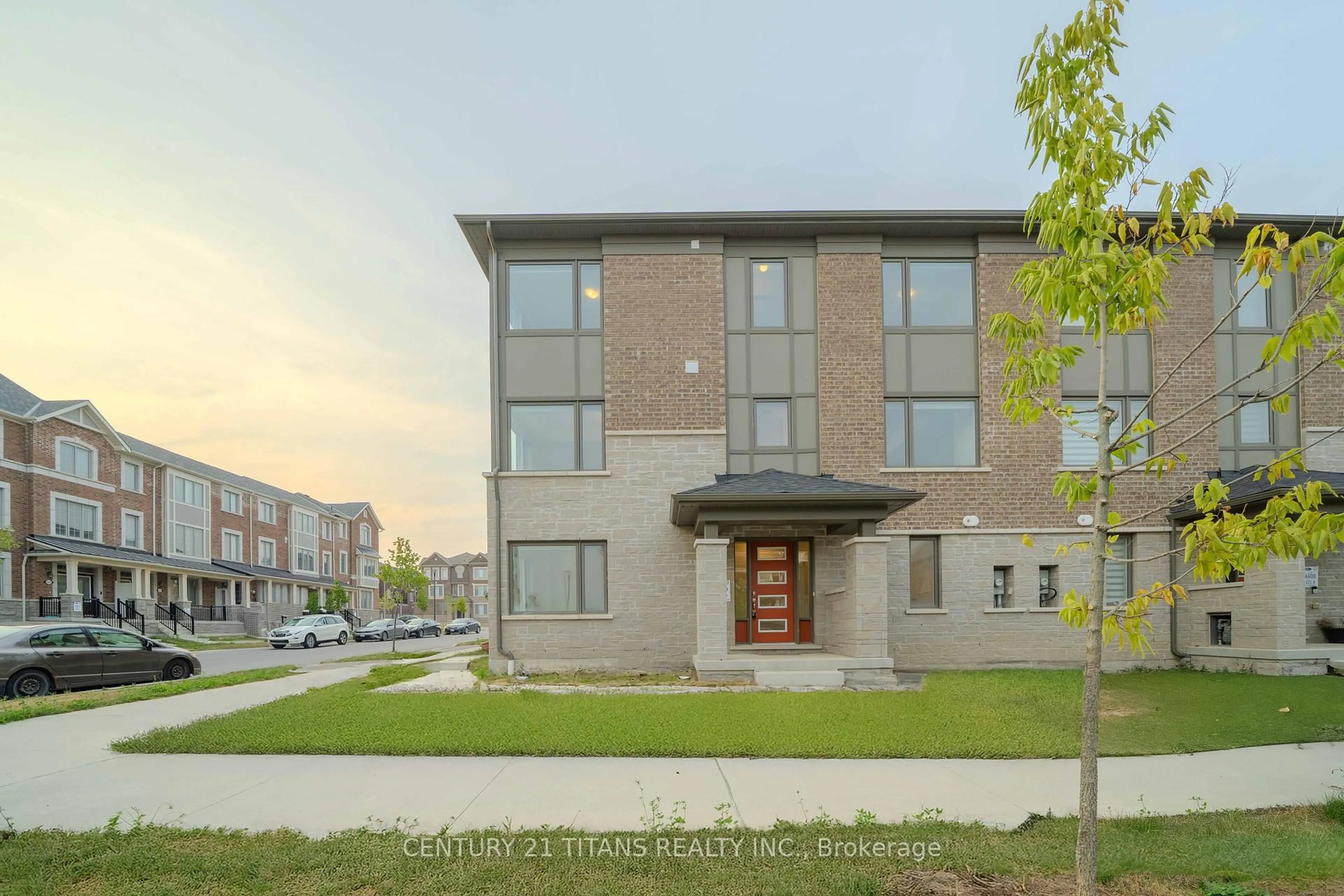 Home with brick exterior material, street for 3321 Thunderbird Prom, Pickering Ontario L1X 0N4