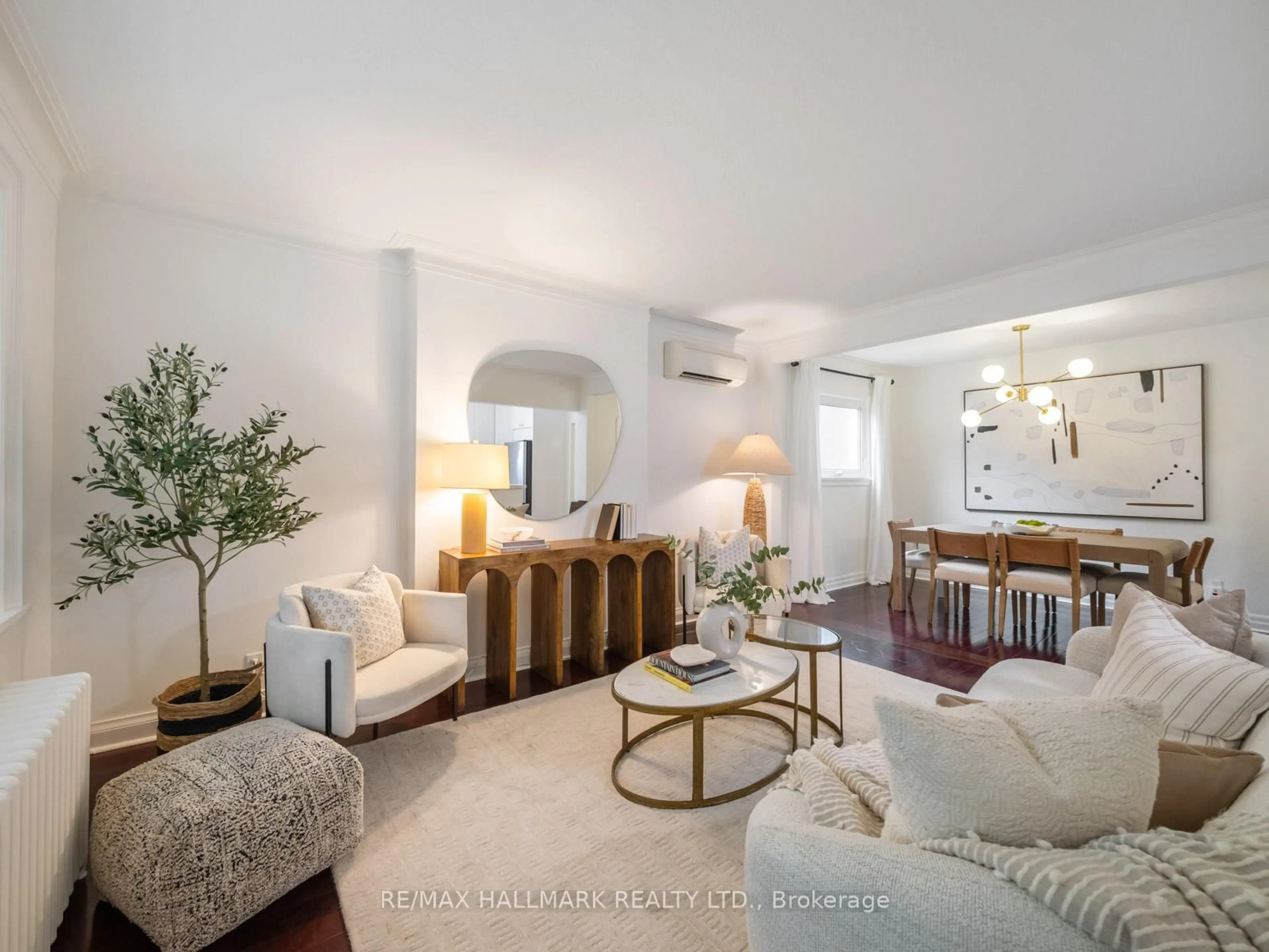 Living room with furniture, unknown for 45 Hunt Club Dr, Toronto Ontario M1N 2W9