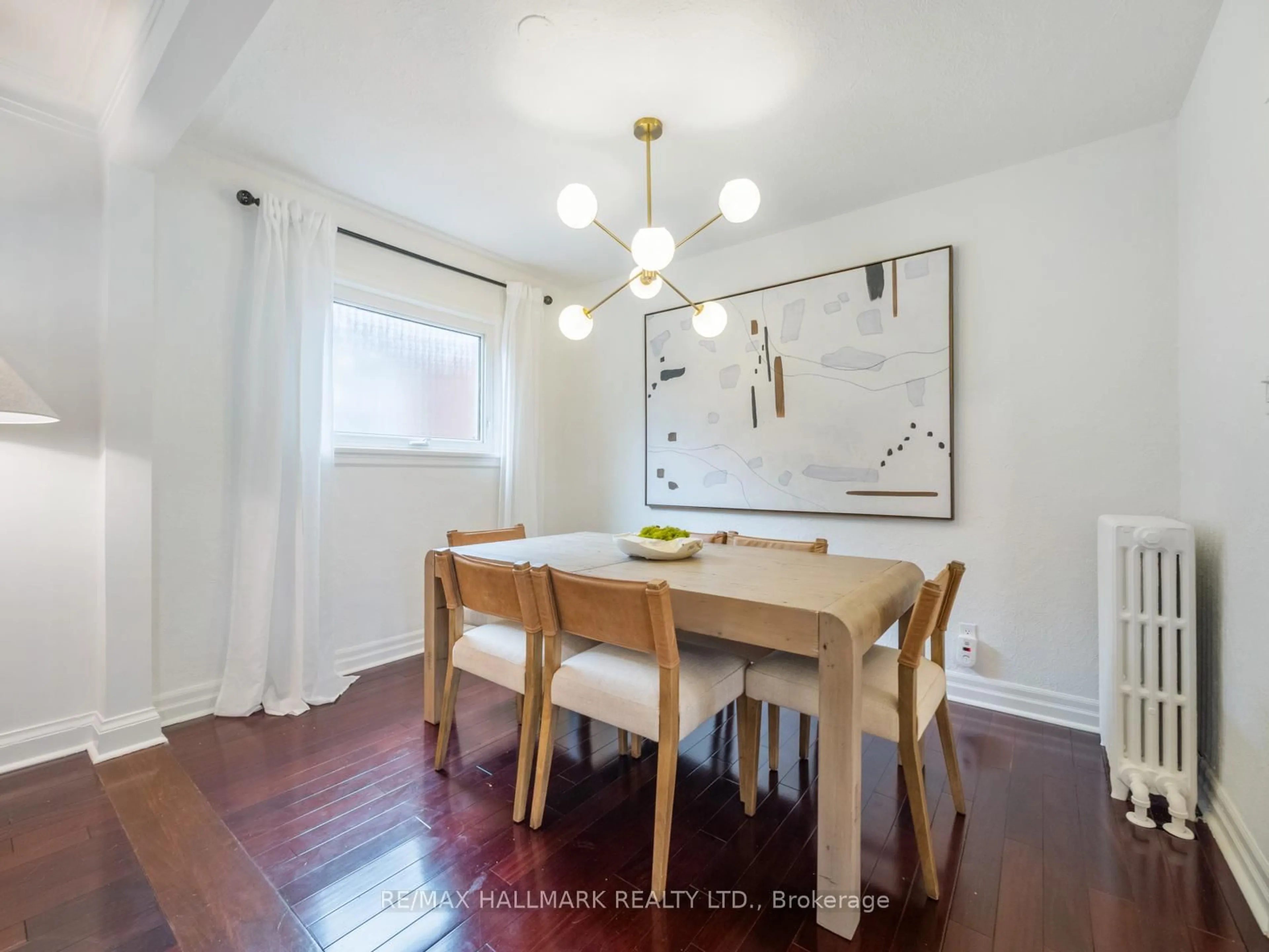 Dining room, wood/laminate floor for 45 Hunt Club Dr, Toronto Ontario M1N 2W9