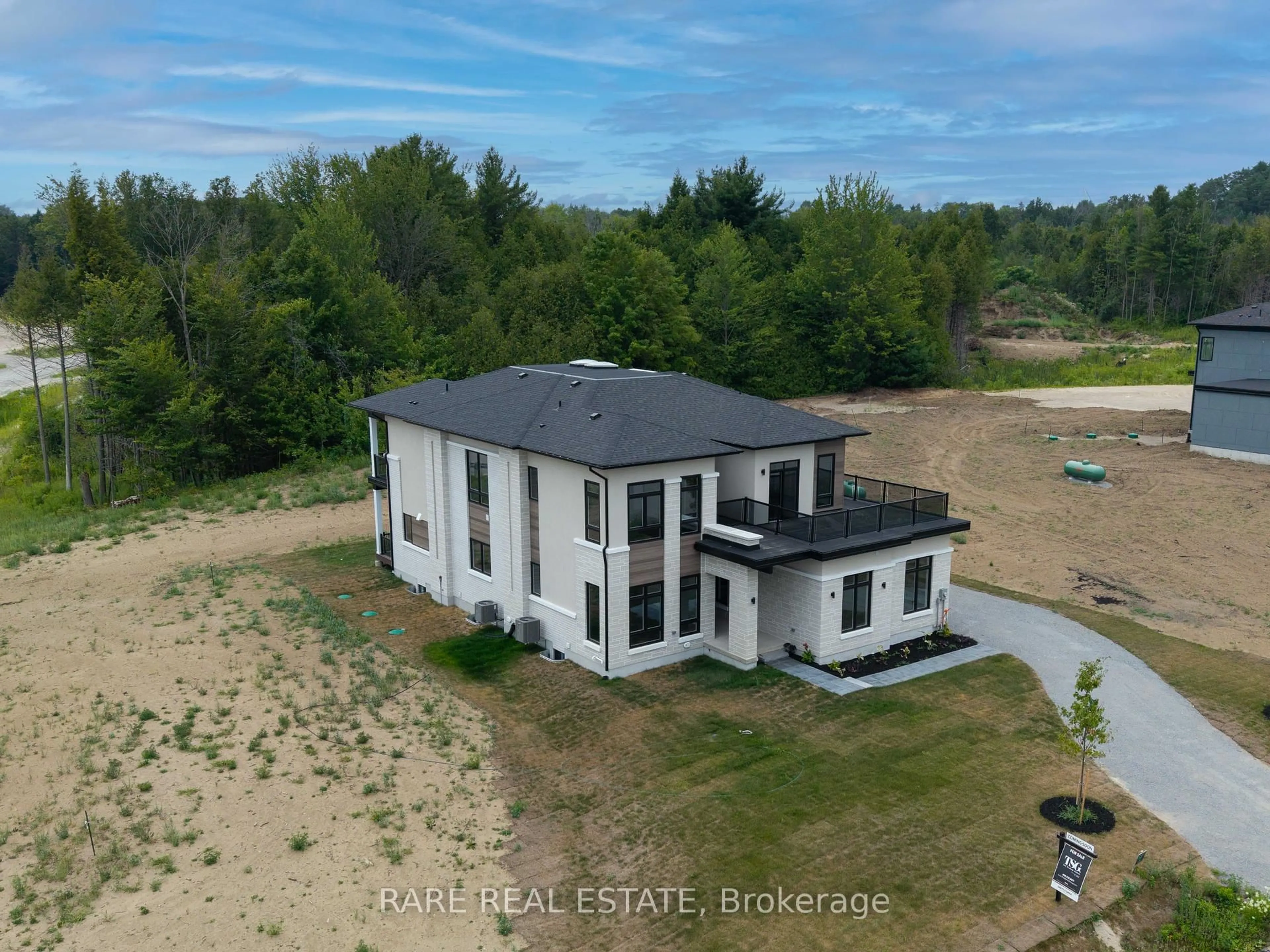 A pic from outside/outdoor area/front of a property/back of a property/a pic from drone, building for 2 Openshaw Pl, Clarington Ontario L0A 1J0