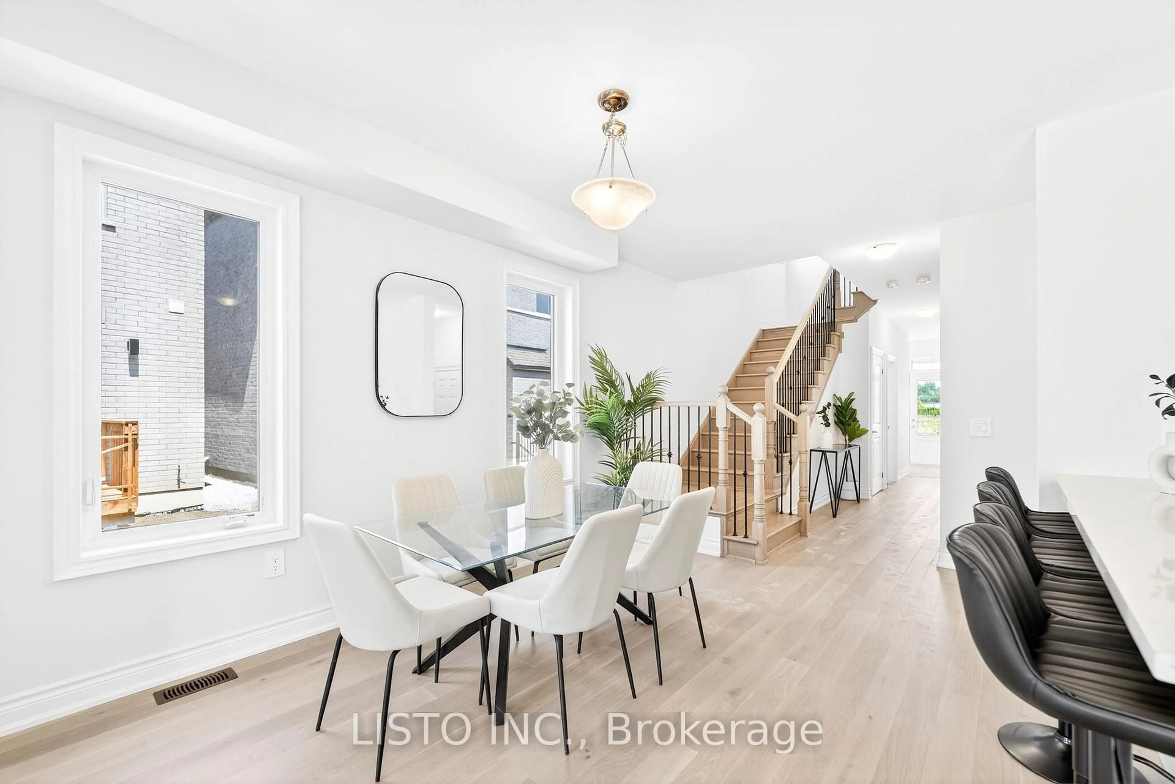 Dining room, unknown for 2900 Grindstone Cres, Pickering Ontario L1X 2R5