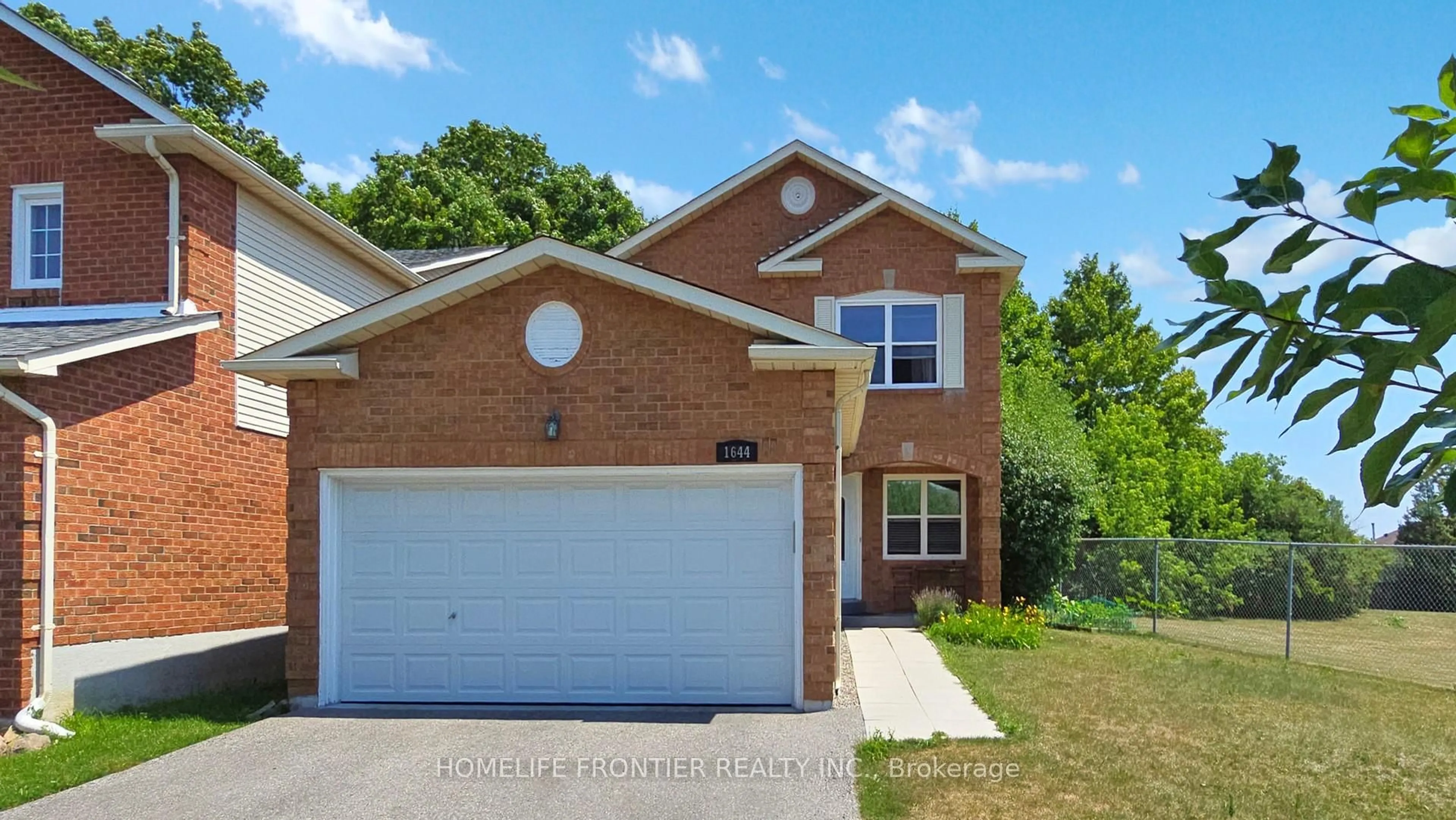 Home with brick exterior material, street for 1644 Holly Hedge Dr, Pickering Ontario L1X 2G2