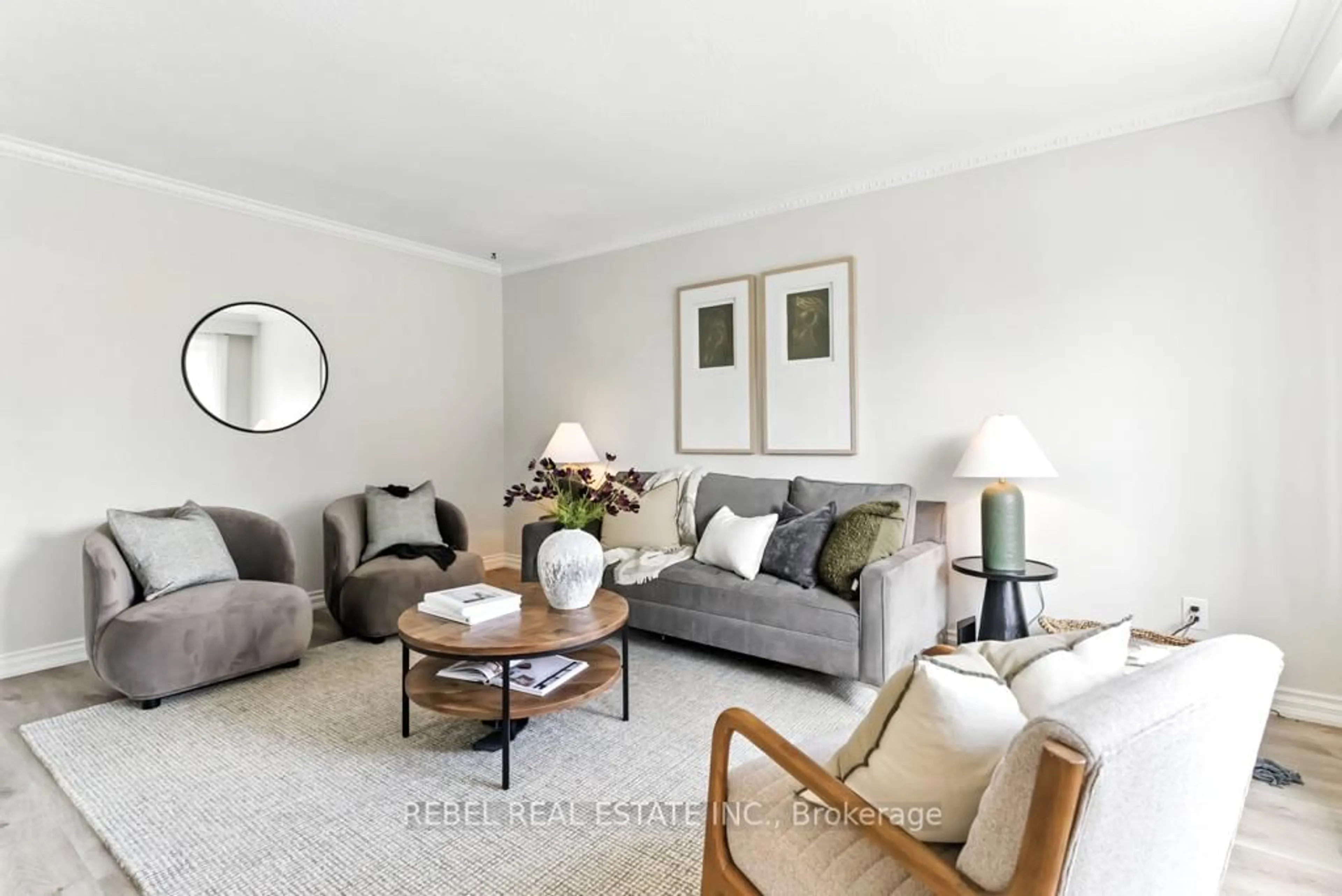 Living room with furniture, unknown for 354 Conant St, Oshawa Ontario L1H 3S6
