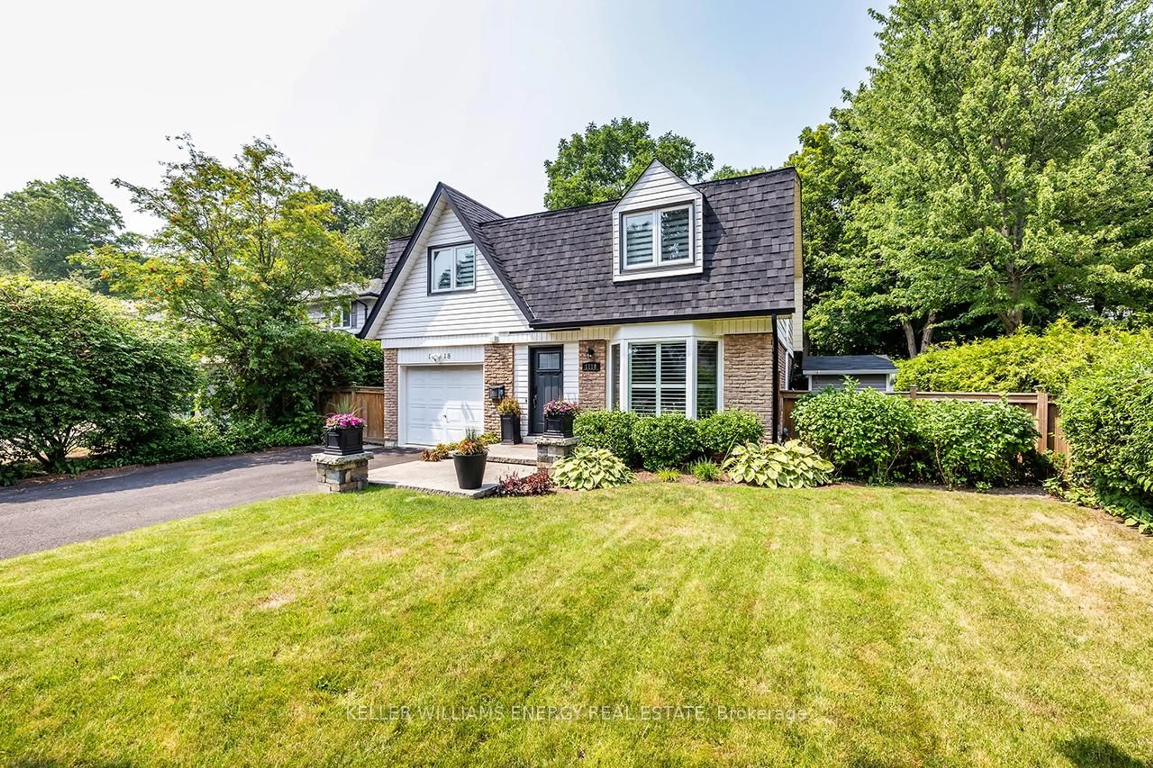 Home with brick exterior material, street for 1118 Lobelia Crt, Oshawa Ontario L1G 3H4