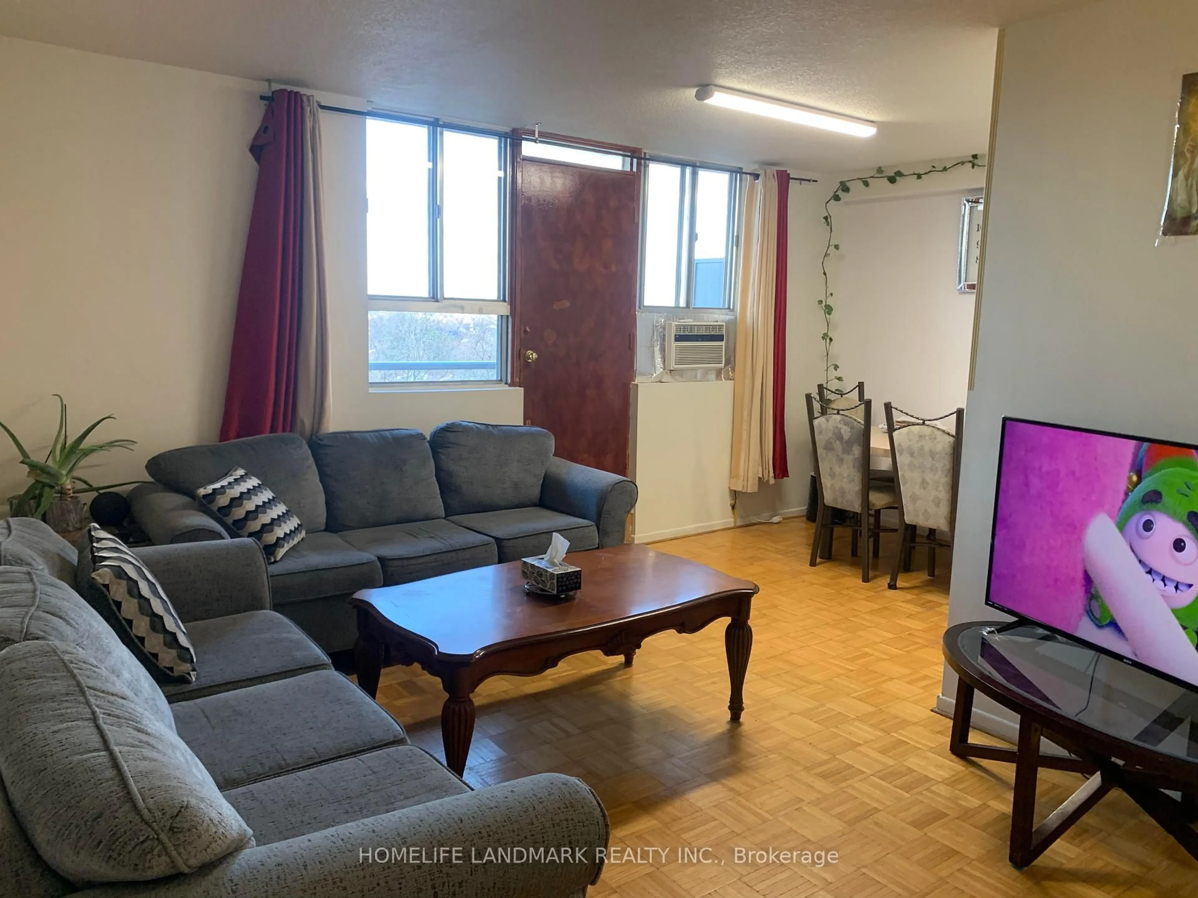 A pic of a room for 100 Dundalk Dr ## 606, Toronto Ontario M1P 4V2
