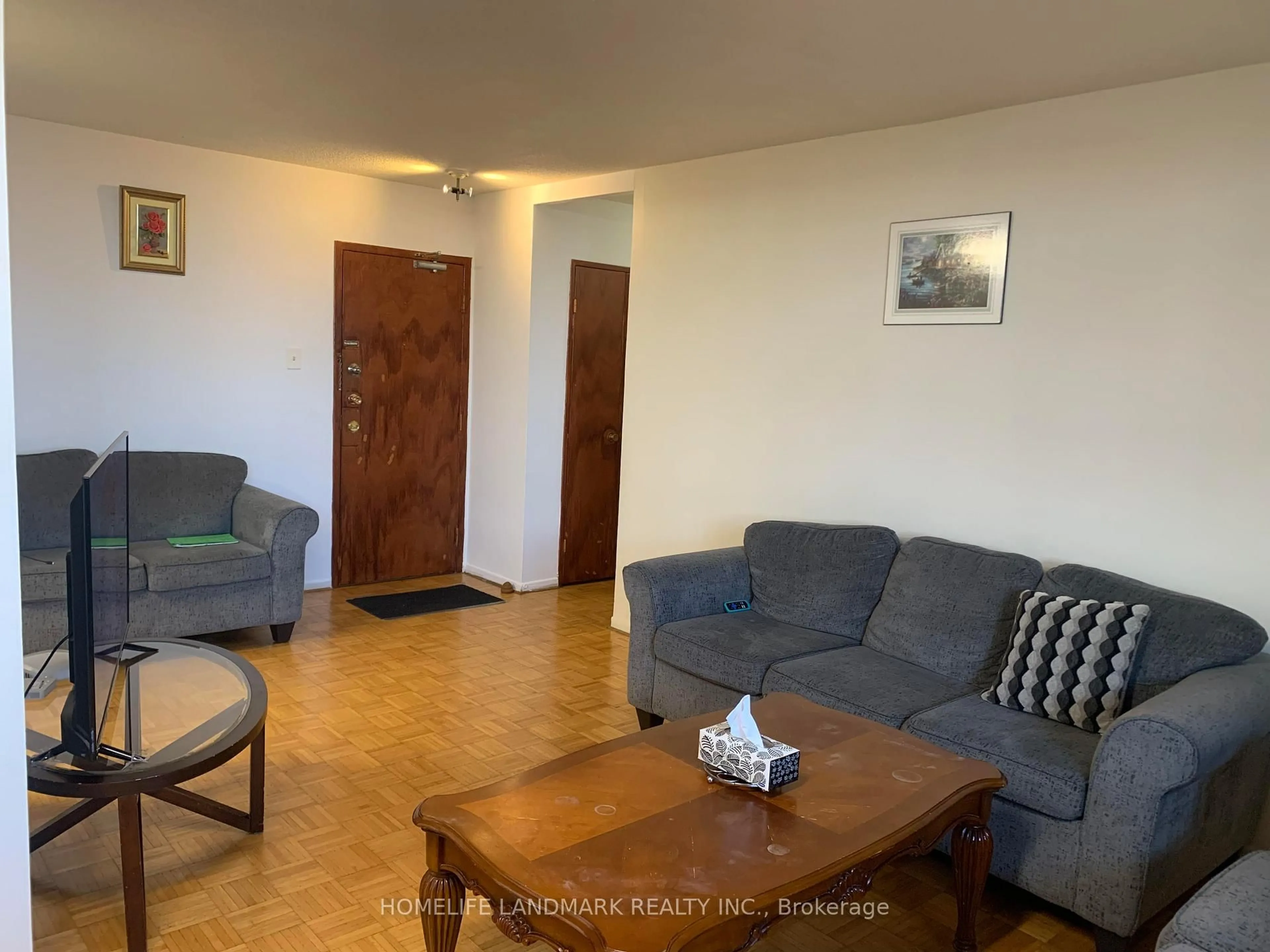 Living room with furniture, unknown for 100 Dundalk Dr ## 606, Toronto Ontario M1P 4V2