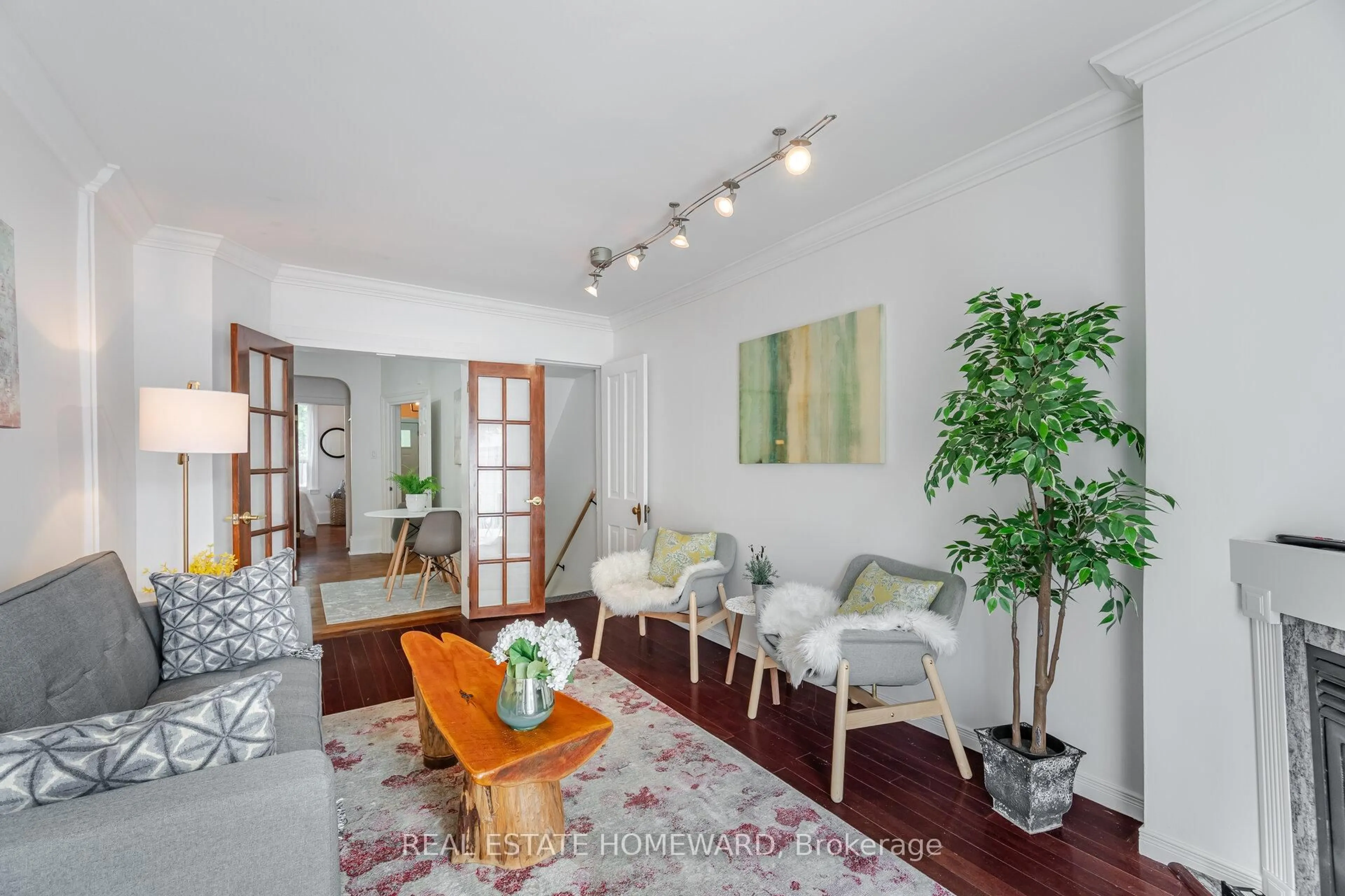 Living room with furniture, unknown for 164 Morse St, Toronto Ontario M4M 2P8