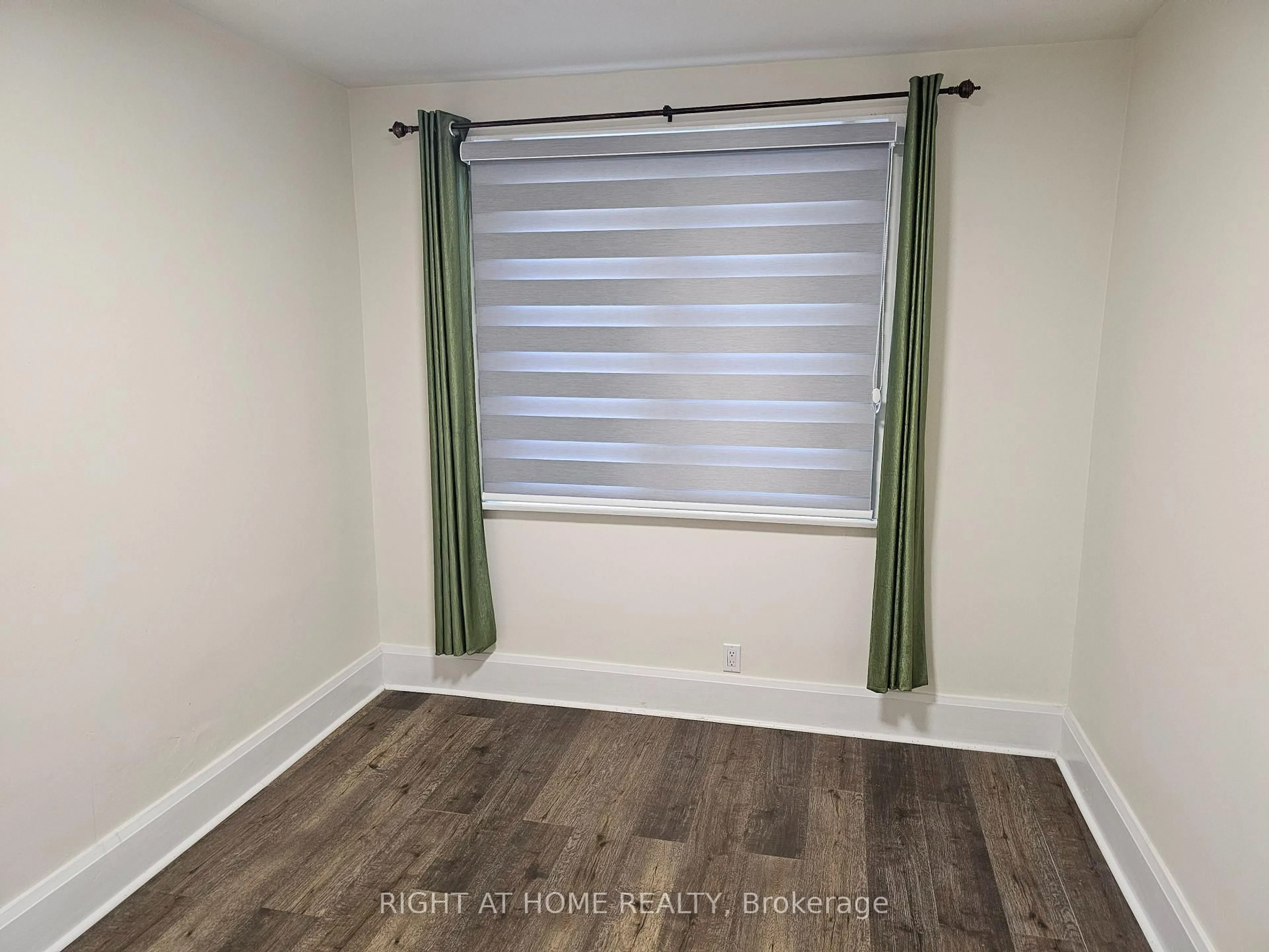 A pic of a room for 91 Patricia Ave, Oshawa Ontario L1G 5X7