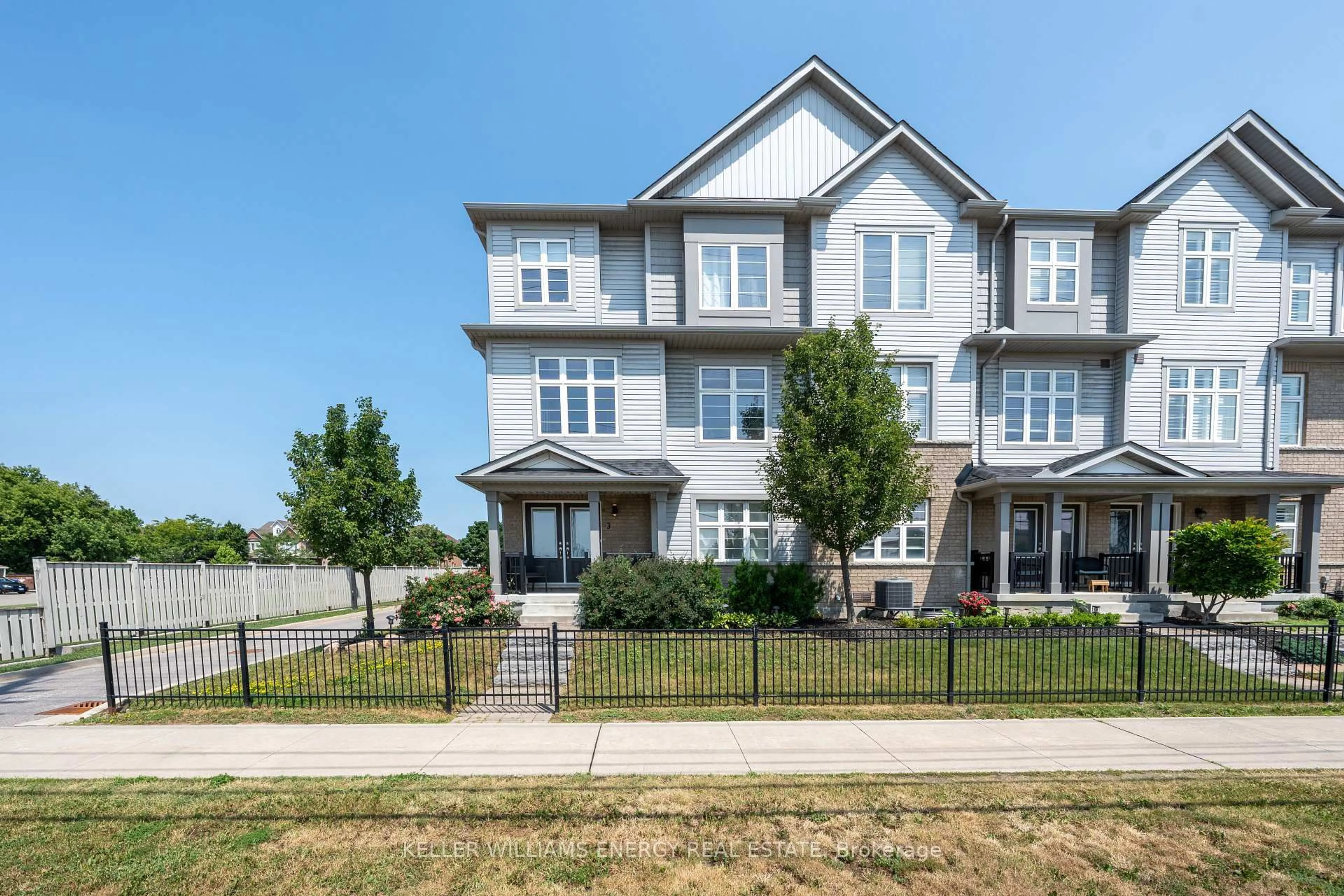 Unknown for 3 Cornerside Way, Whitby Ontario L1M 0L8