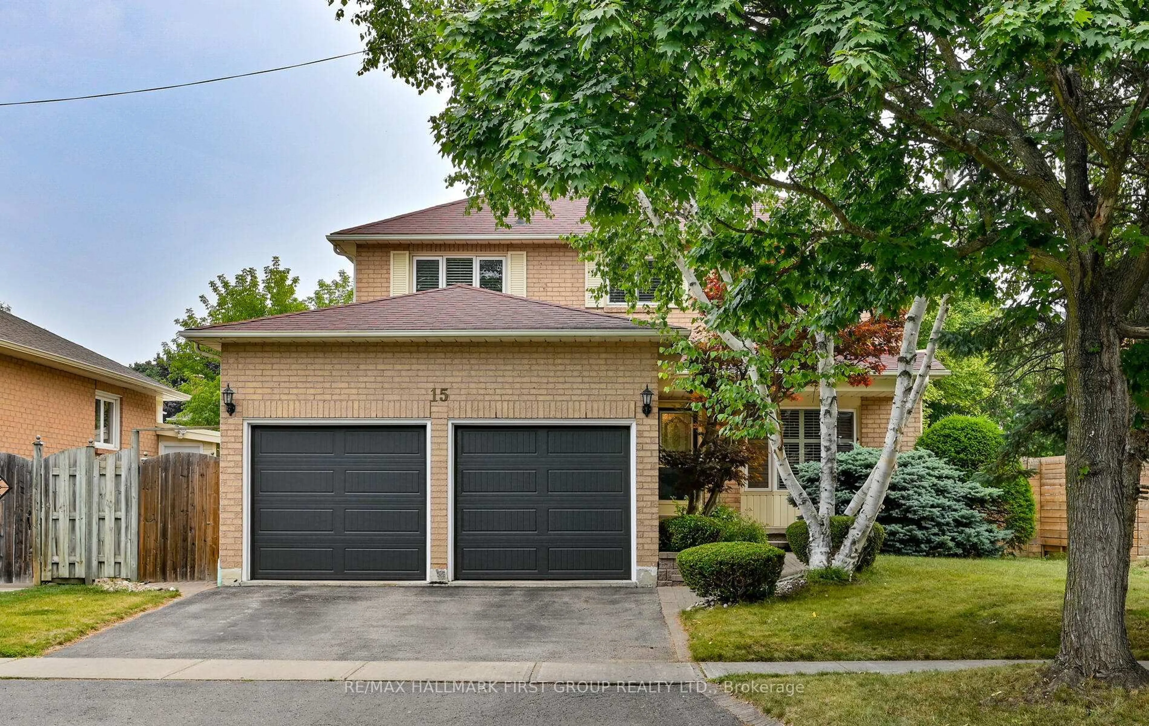 Unknown for 15 Ribblesdale Dr, Whitby Ontario L1N 6Z3