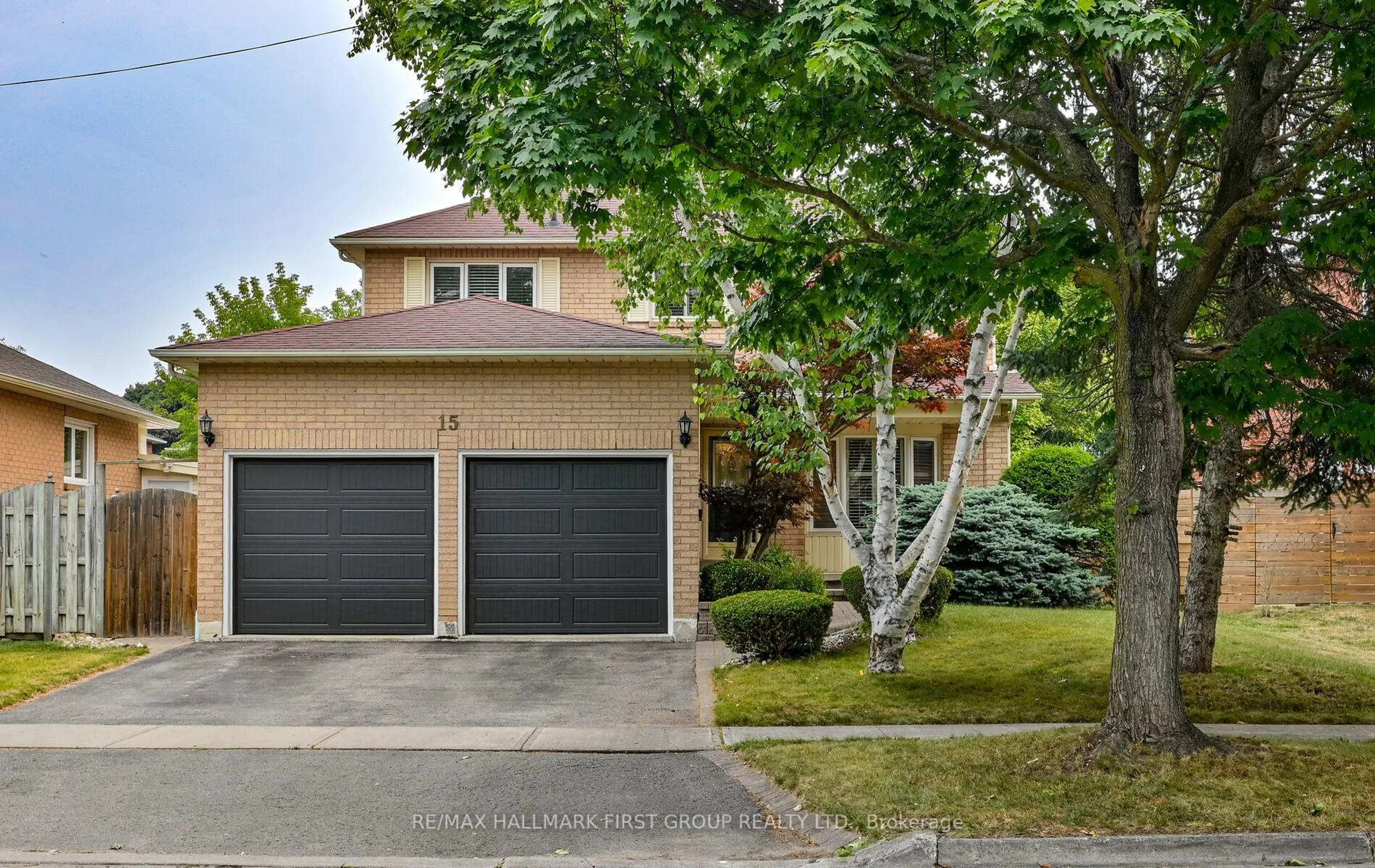 Unknown for 15 Ribblesdale Dr, Whitby Ontario L1N 6Z3
